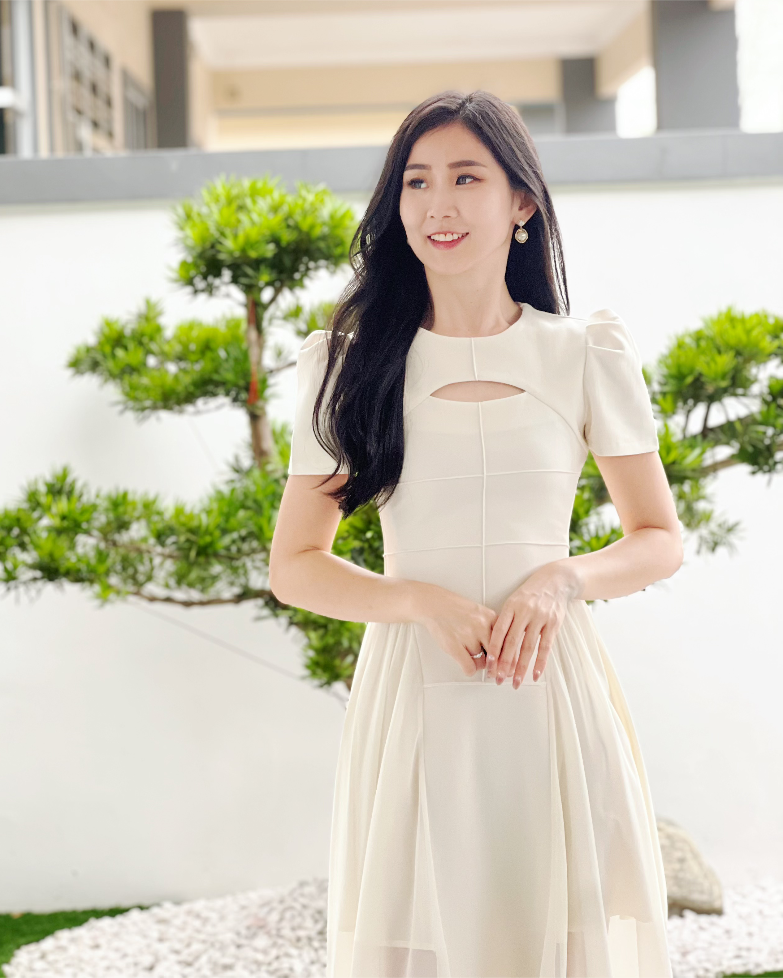 5052 Midnight Princess Silhouette Midi Dress -White Cream