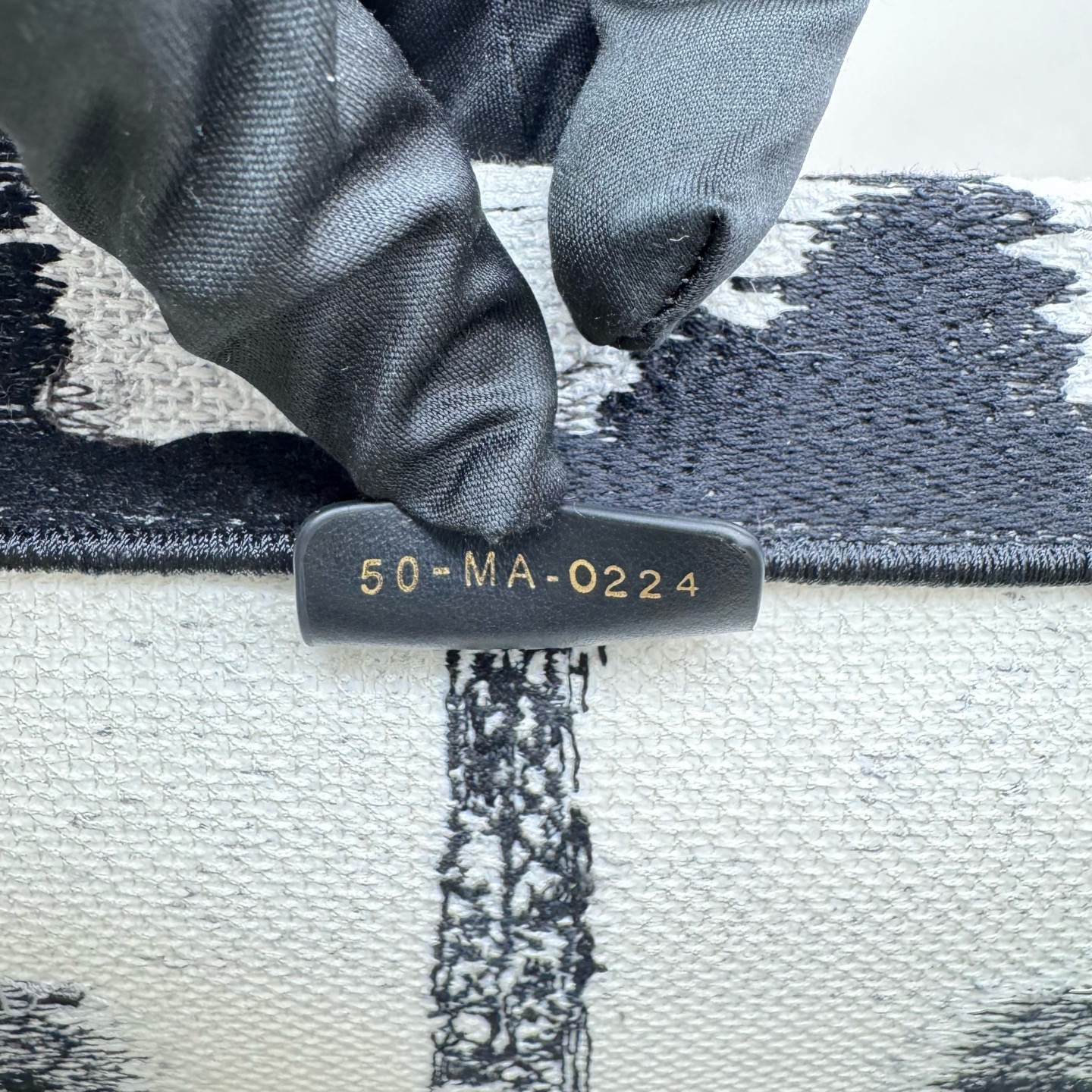 Pre-Owned Dior Booktote / Product Code: 26040718
