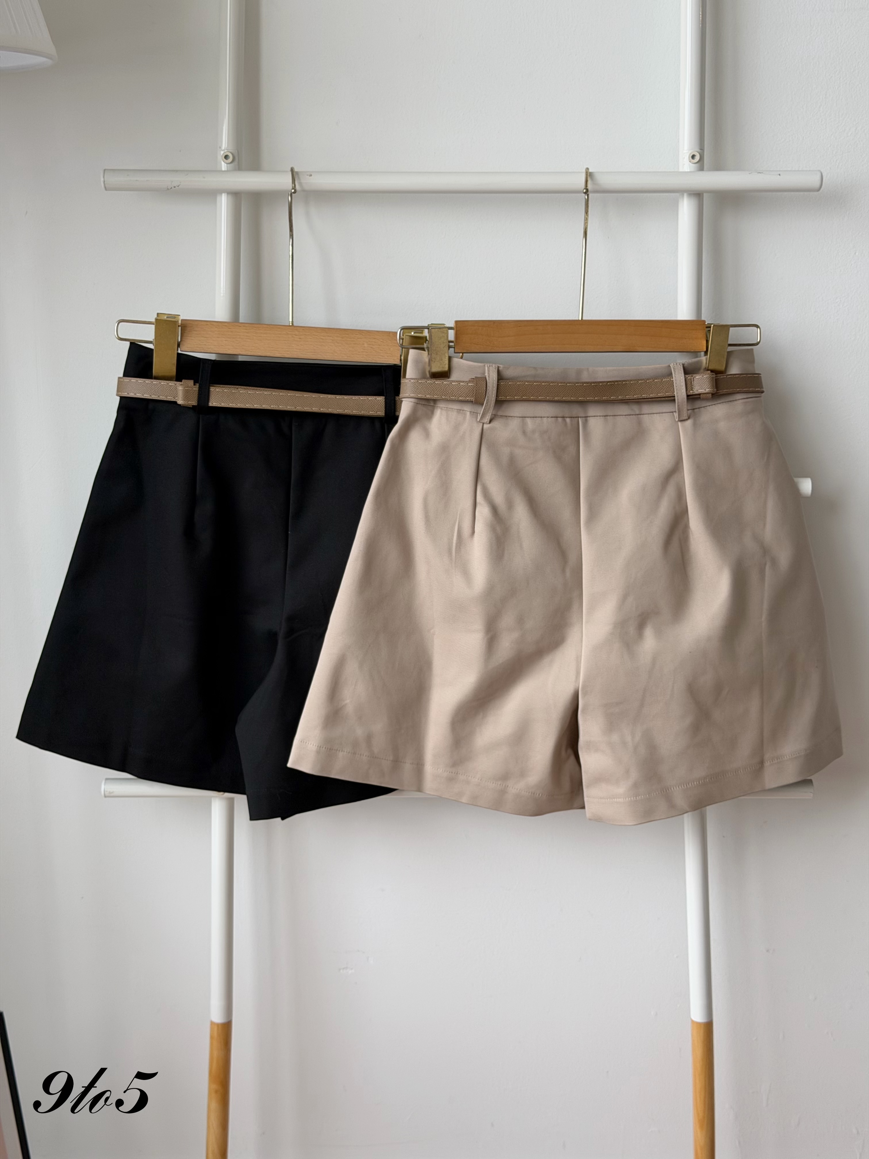 S2015 A Line Short Pants - Black & Khaki