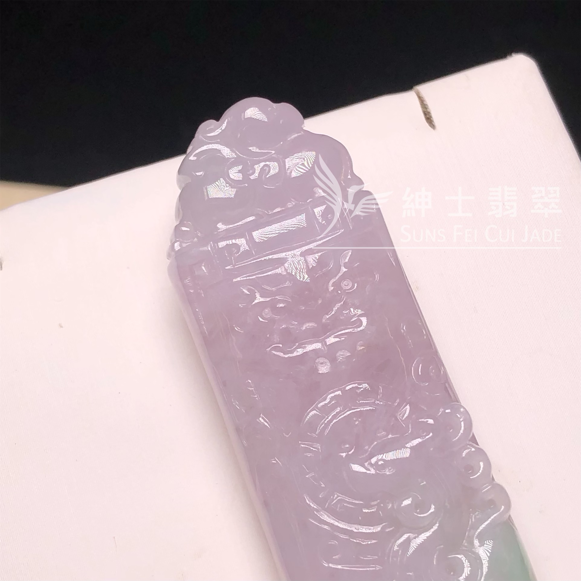 YK00169 古典雕刻飄翠吊墜