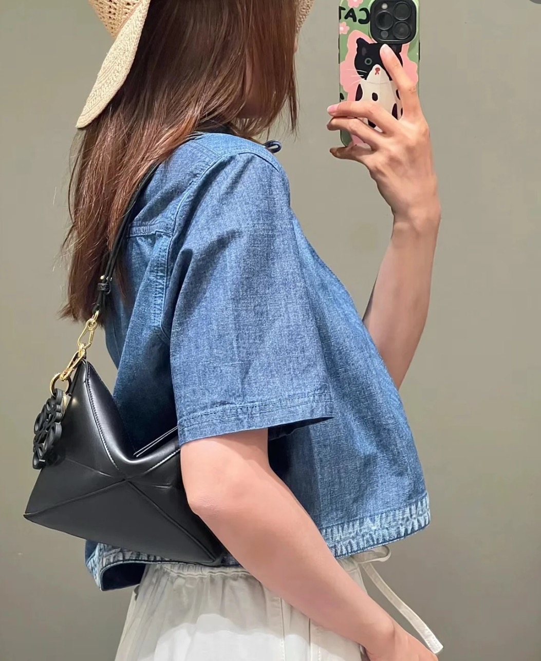訂貨‼️Loewe 黑色牛皮 Puzzle Fold Bag 超實用 Size 23x15.5x6.5cm