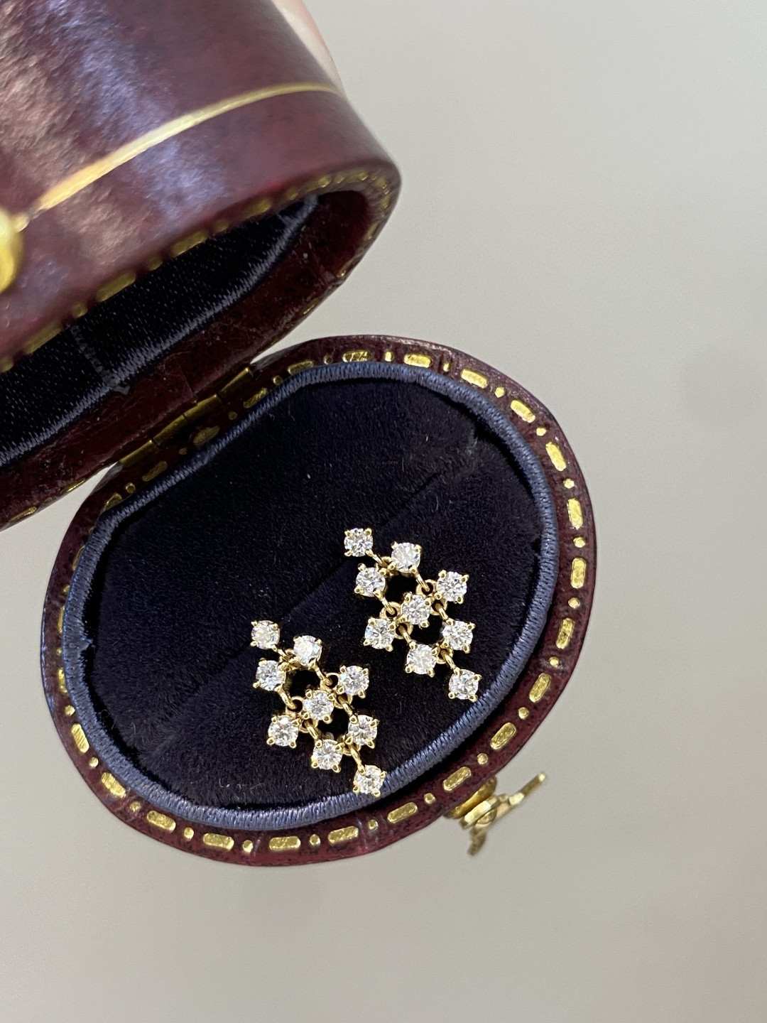 18K Diamond Earrings 