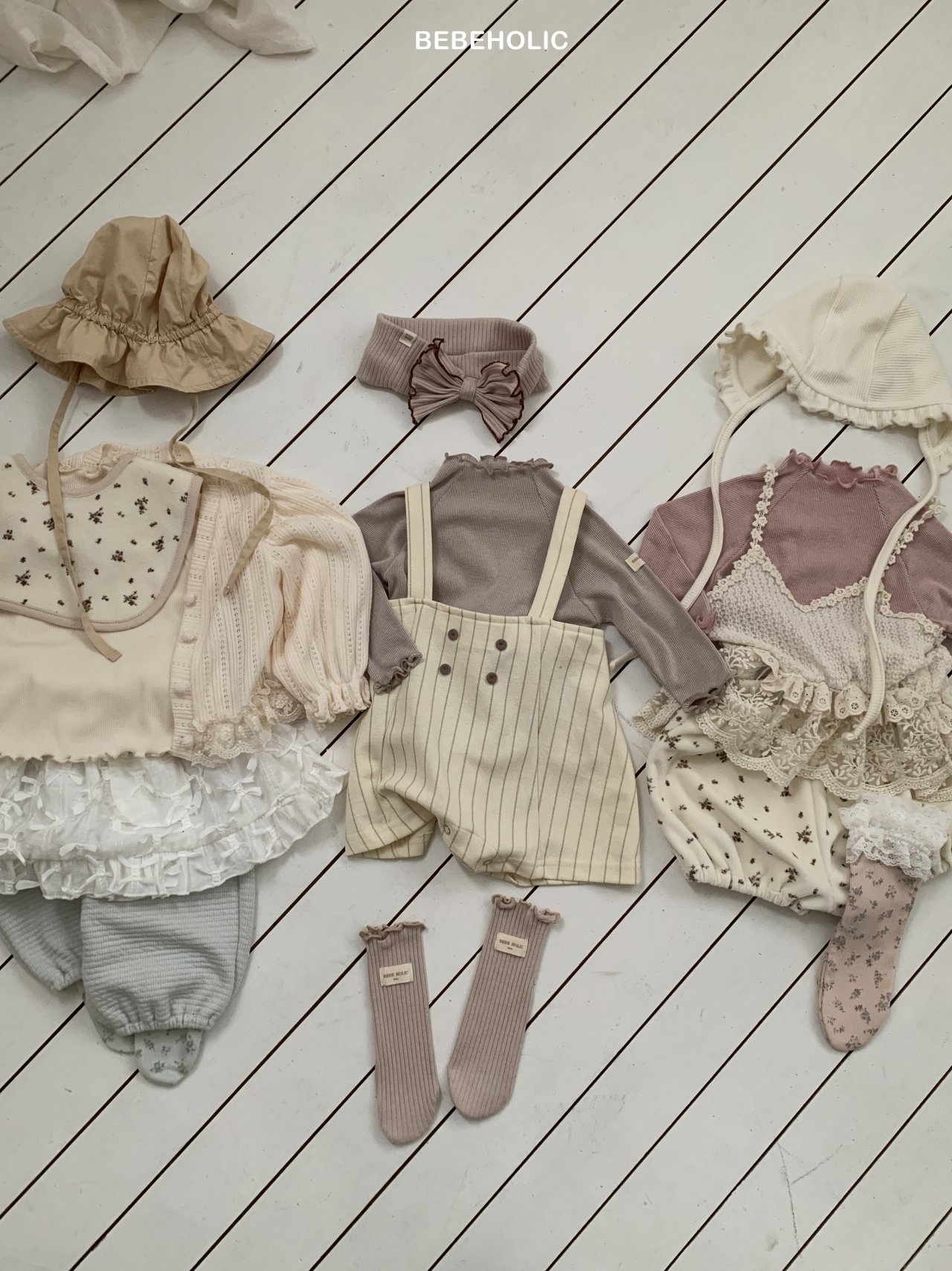 🌸預訂 韓國直送🌸🇰🇷BEBEHOLIC三色純色花邊領長袖上衣