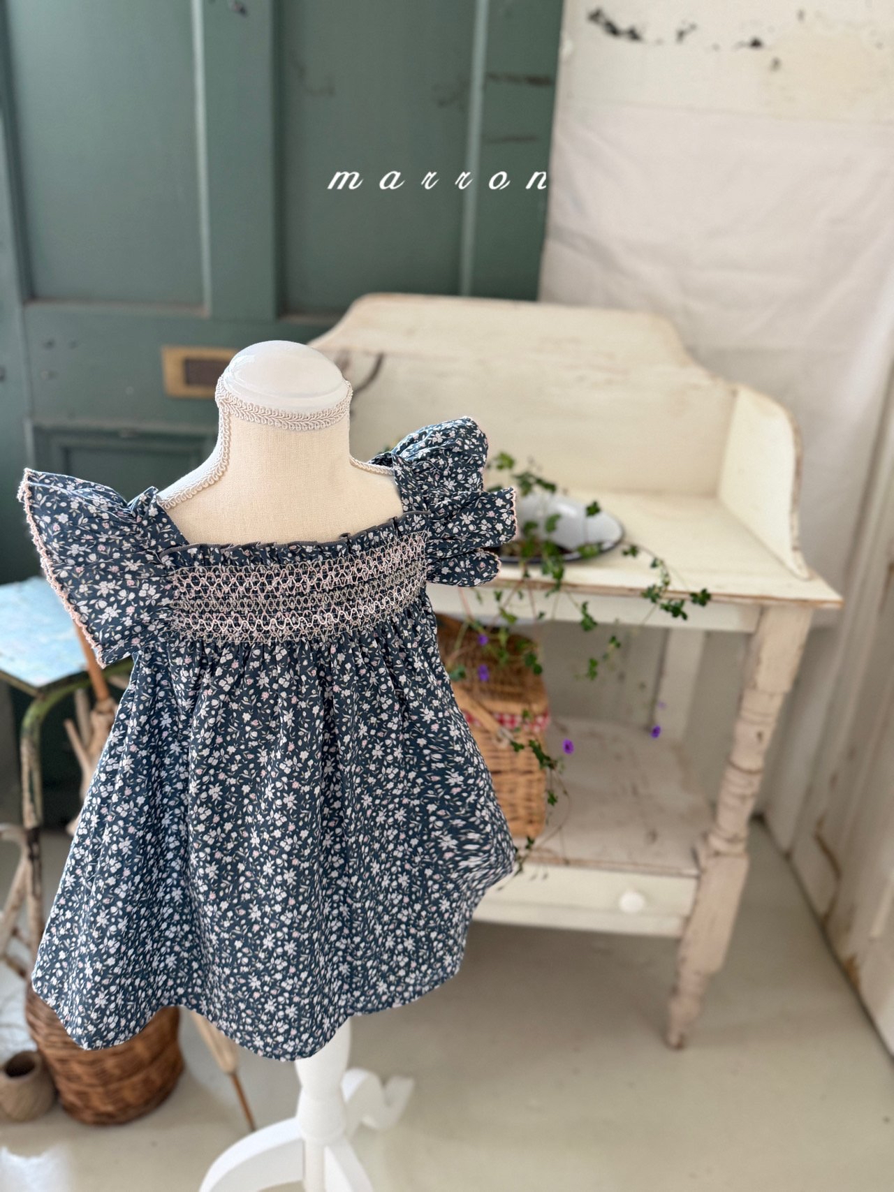 ☀️預訂 韓國直送☀️🇰🇷Marron兩色花卉荷葉袖背心連身裙