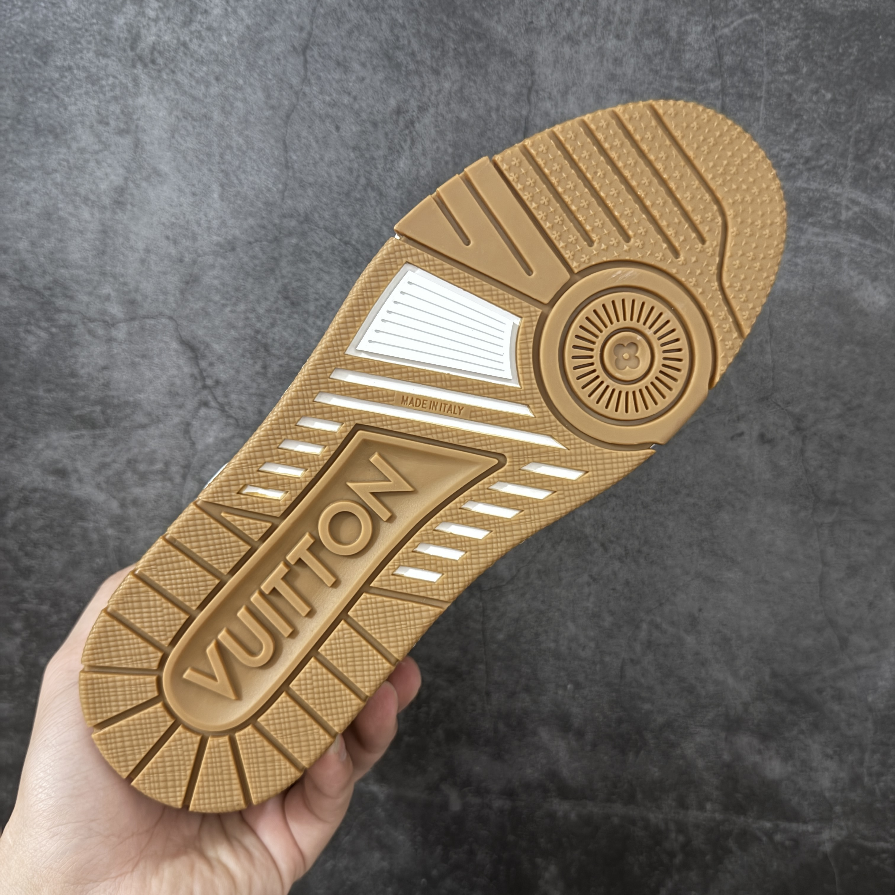 Louis Vuitton LV Trainer