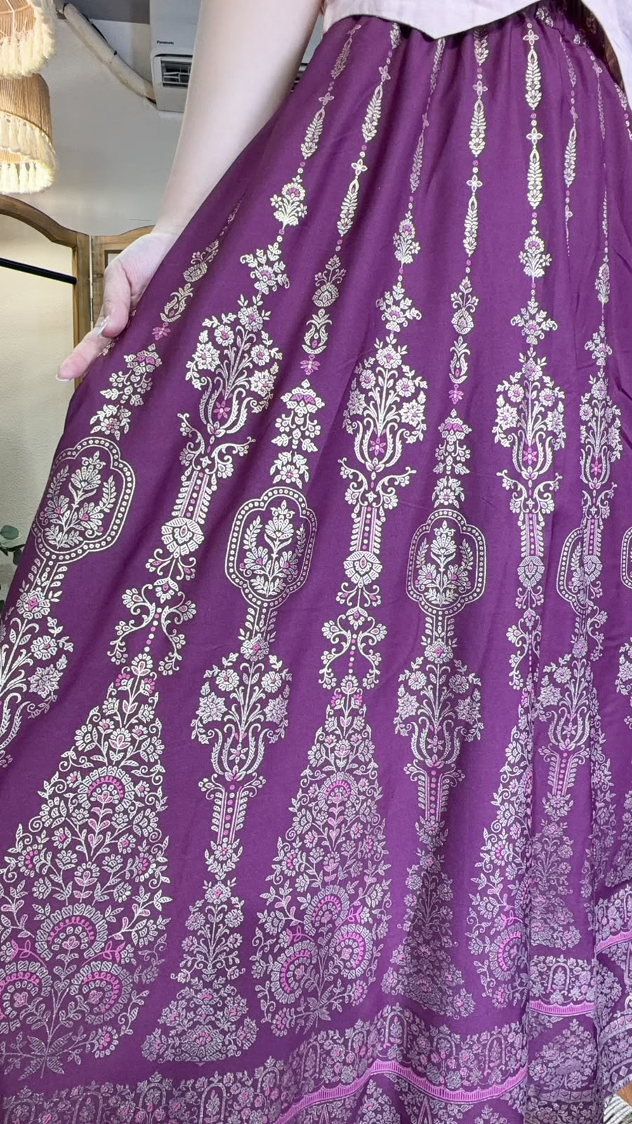 2977 Purple Ruby Foil Stamping Skirt 40"