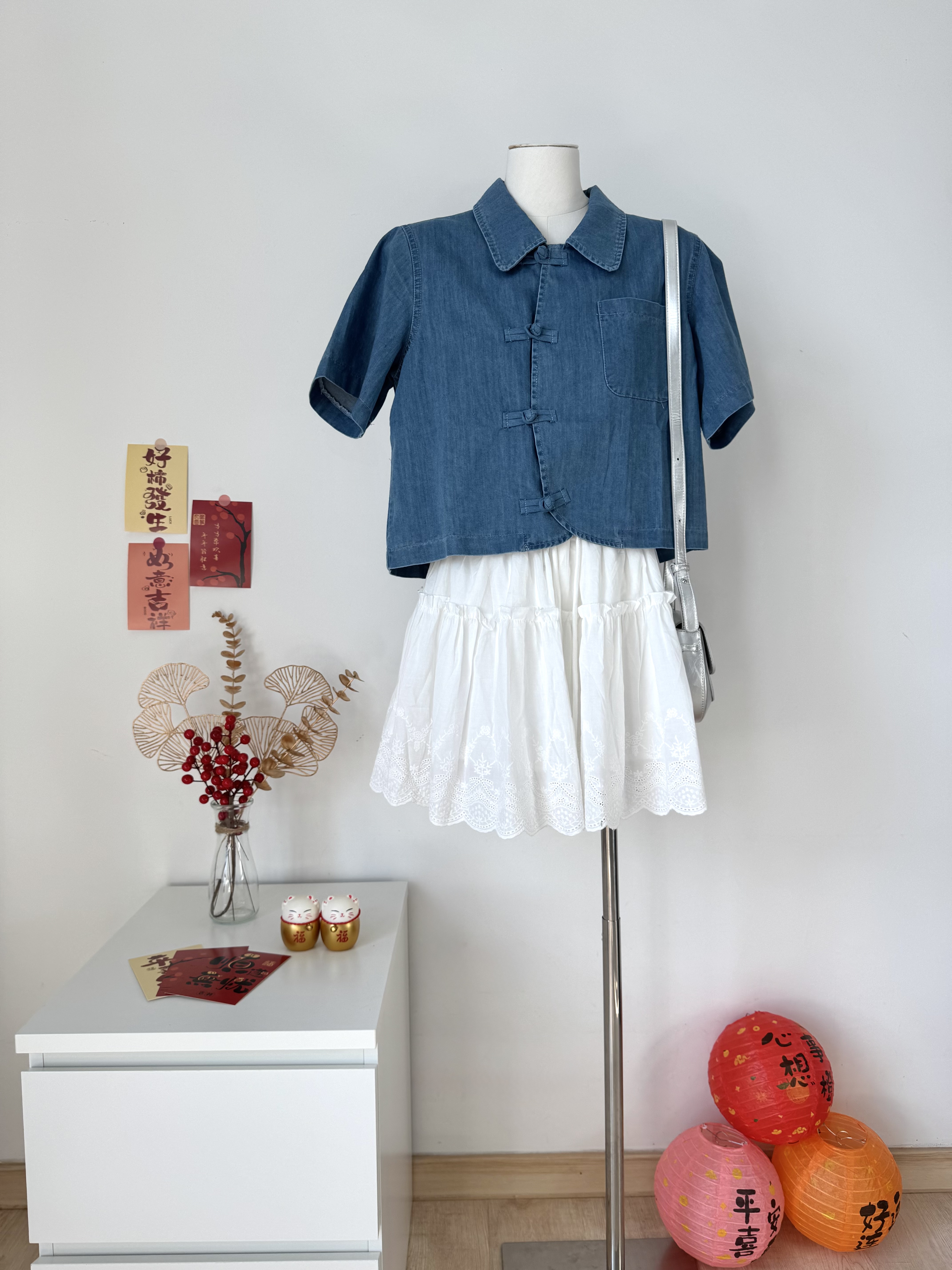 Oriental Polo Denim Blouse 新中式盘扣牛仔上衣 (1 colour )