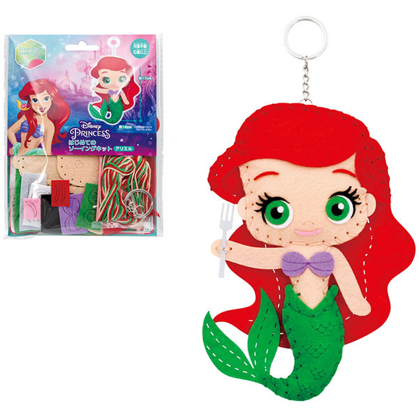 [現貨] [日本直送] 迪士尼公主 匙扣毛絨針線包 {TF018660}