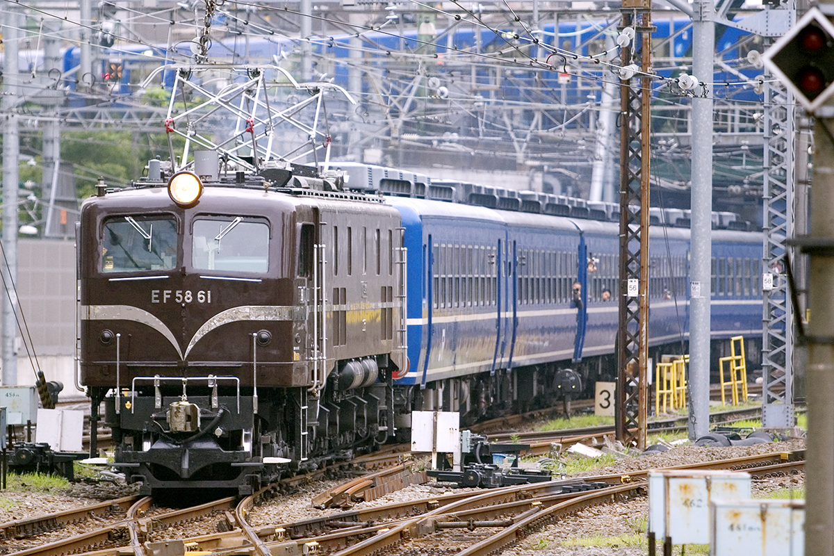 Kato 3038 禦召EF58•61機車