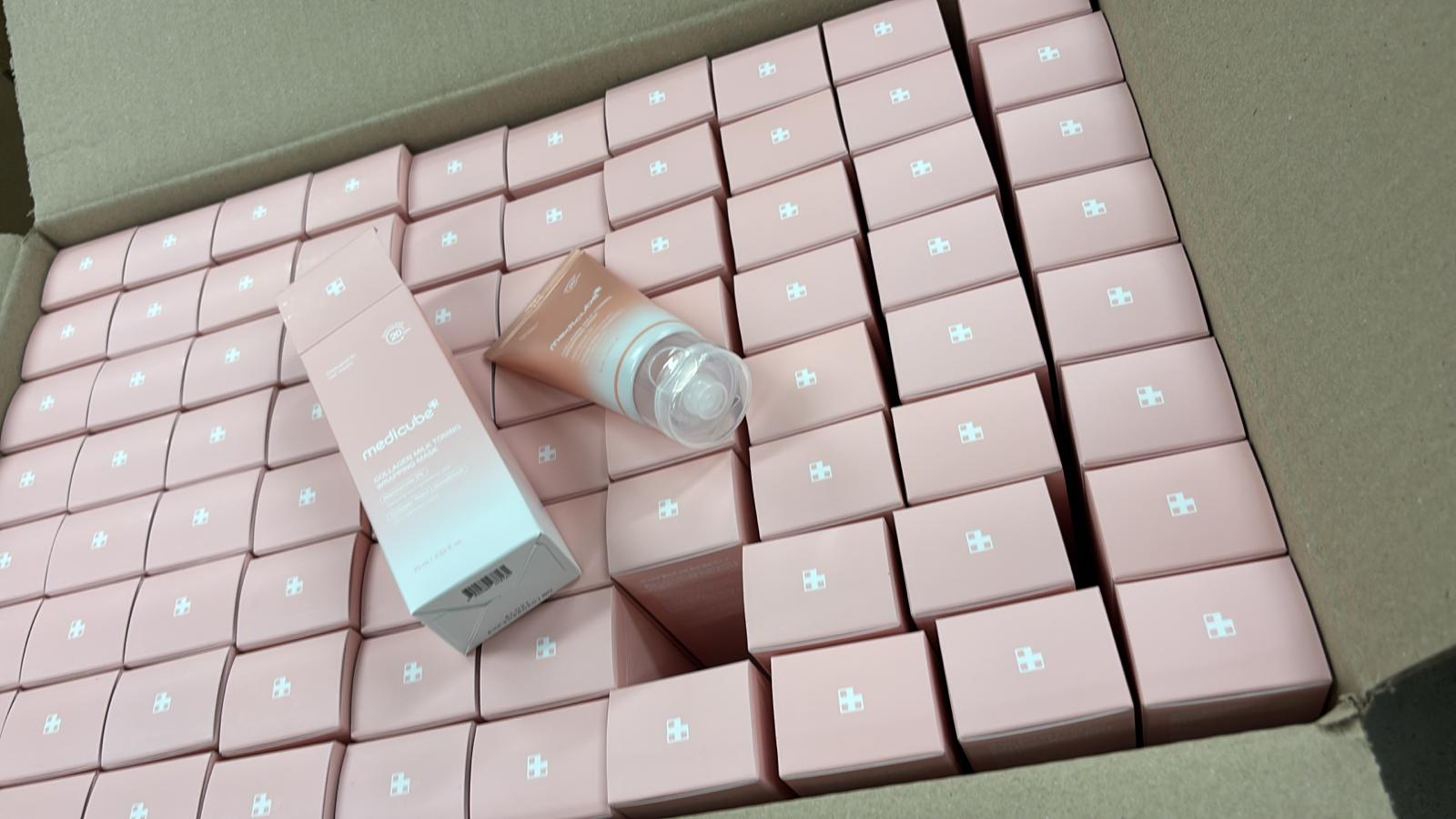 Medicube 膠原蛋白牛奶緊緻裹敷面膜 75毫升