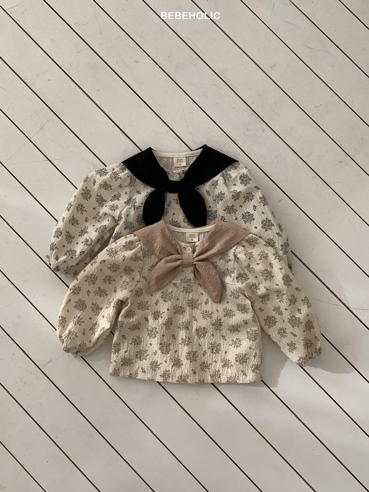 🌸預訂 韓國直送🌸🇰🇷BEBEHOLIC兩色花卉圖案領巾長袖上衣