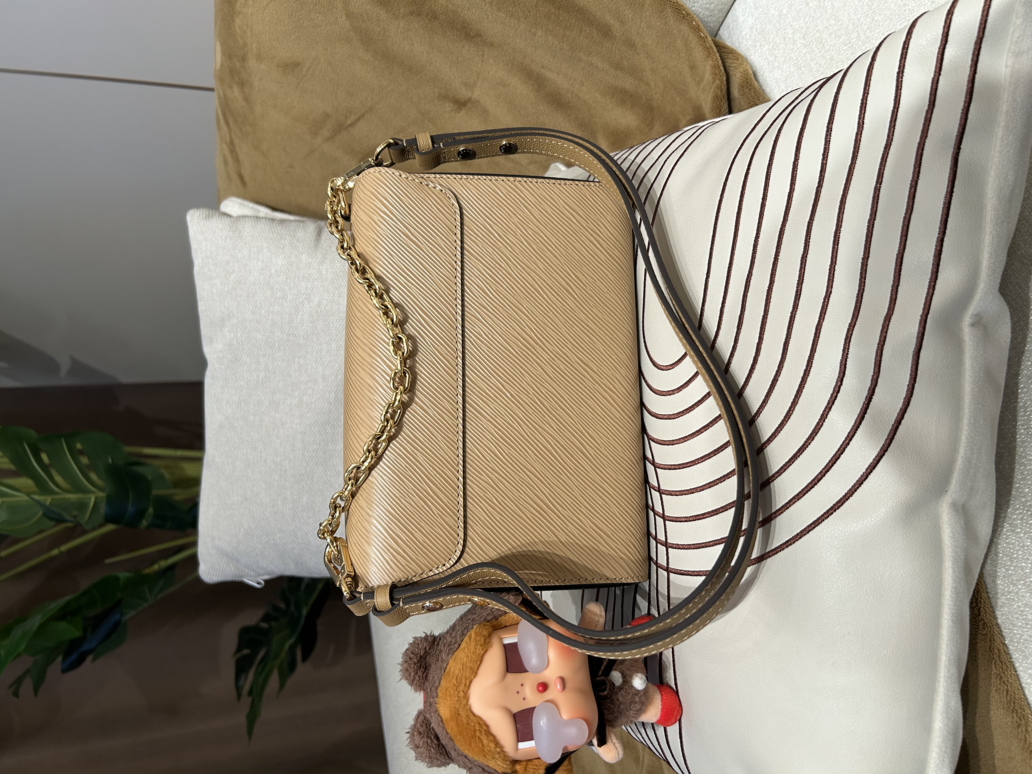 全新 LV Twist MM M51884 拼色 100%Authentic, 全新未使用品 ✅Dust bag✅Box