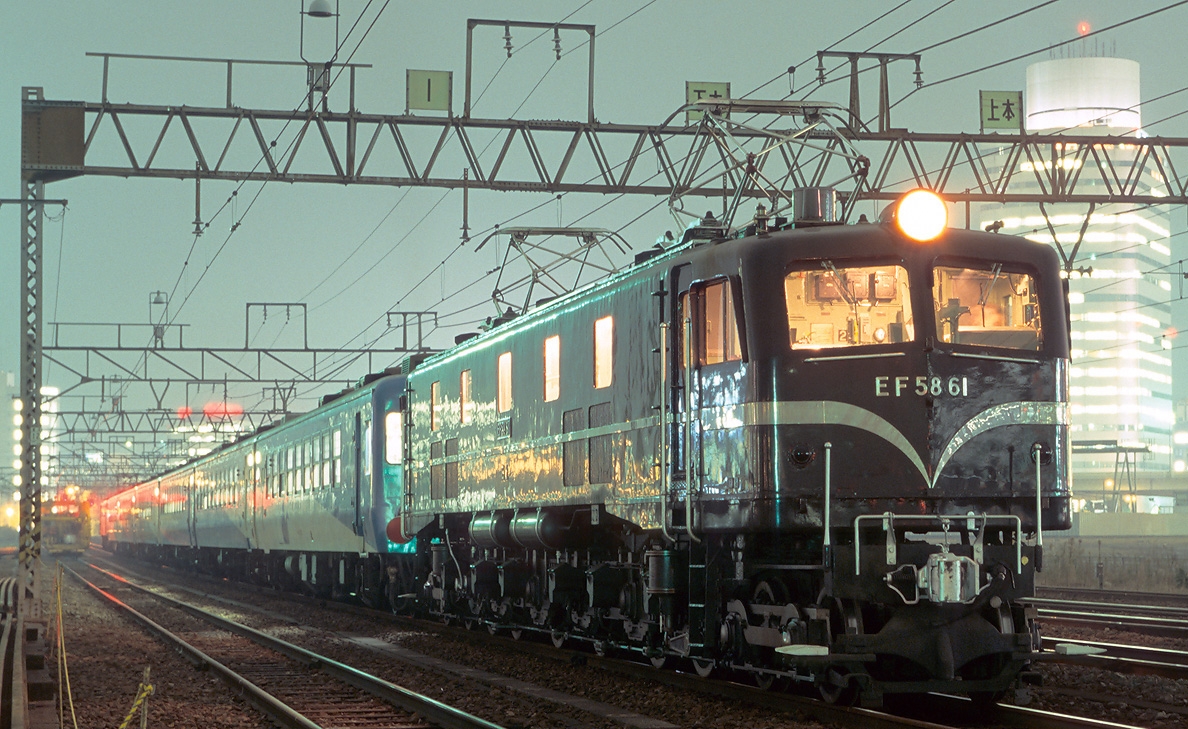 Kato 3038 禦召EF58•61機車