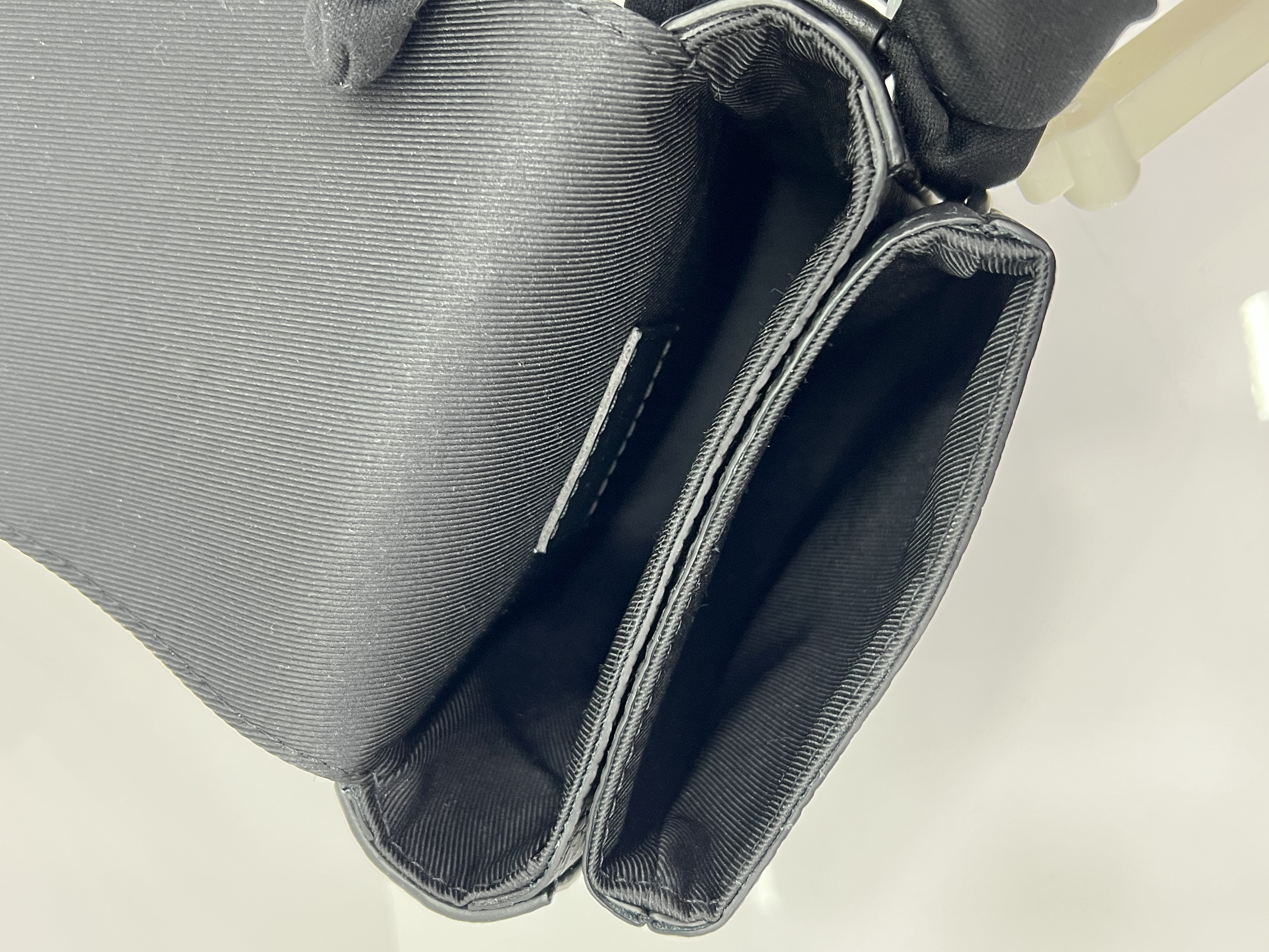 直播貨品 |  [1個-$100 2個-$300］EE26