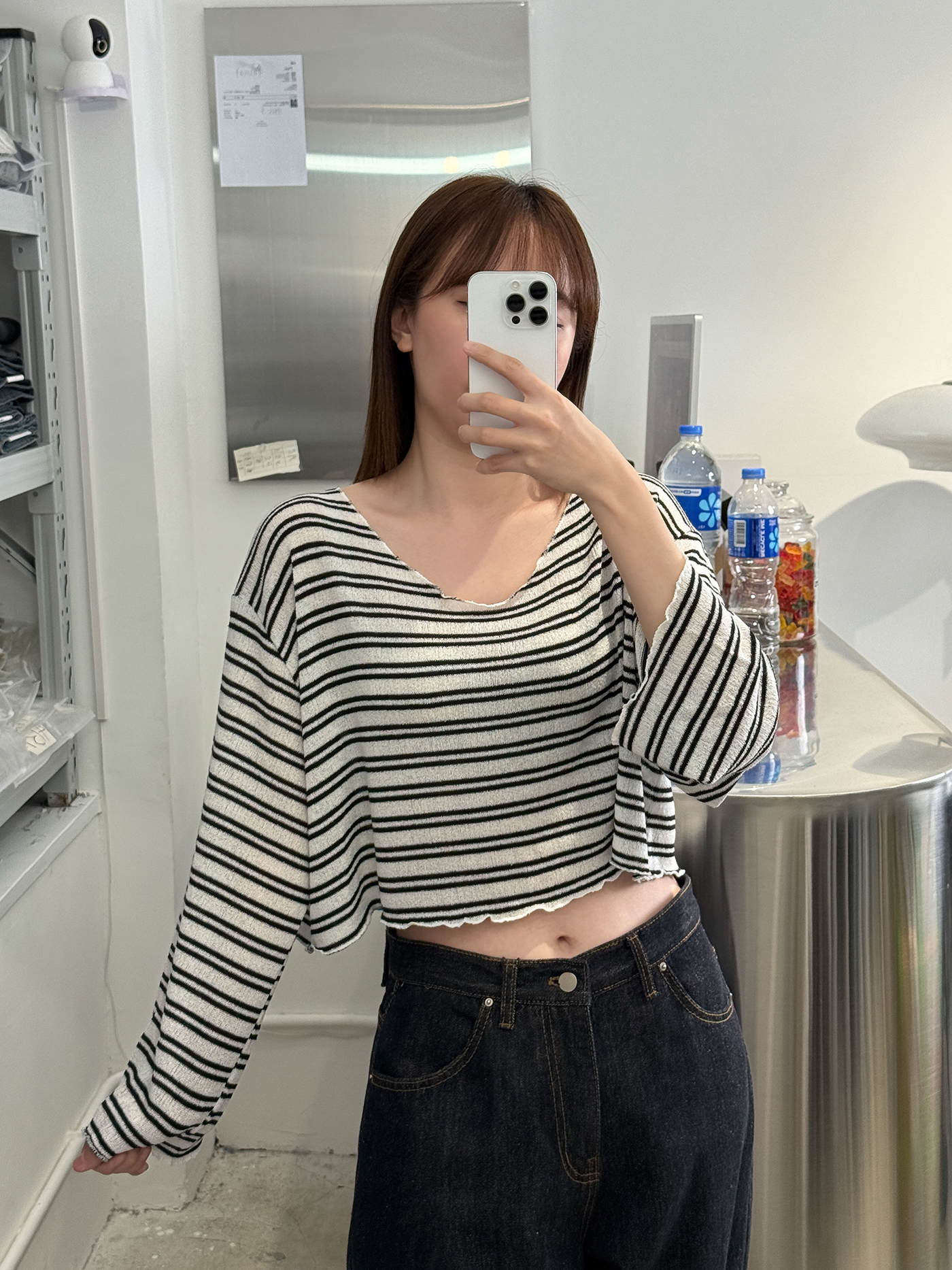 𝐋𝐞𝐭𝐭𝐮𝐜𝐞 𝐞𝐝𝐠𝐞 𝐬𝐭𝐫𝐢𝐩𝐞𝐝 𝐜𝐫𝐨𝐩𝐩𝐞𝐝 𝐭𝐨𝐩