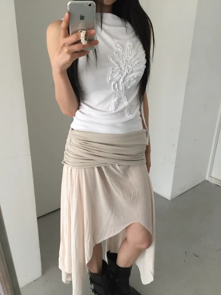 Floral Applique Ruched Tank Top