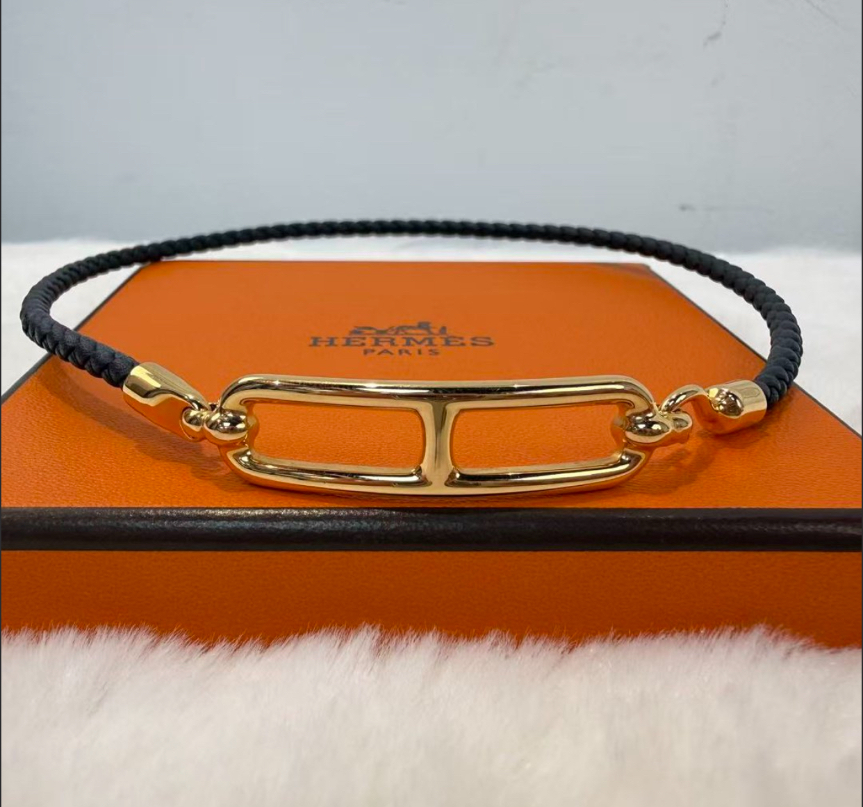 Hermes愛馬仕手繩 H豬鼻子標識 黑金 雙層皮手環 Choker兩用經典款時尚飾品