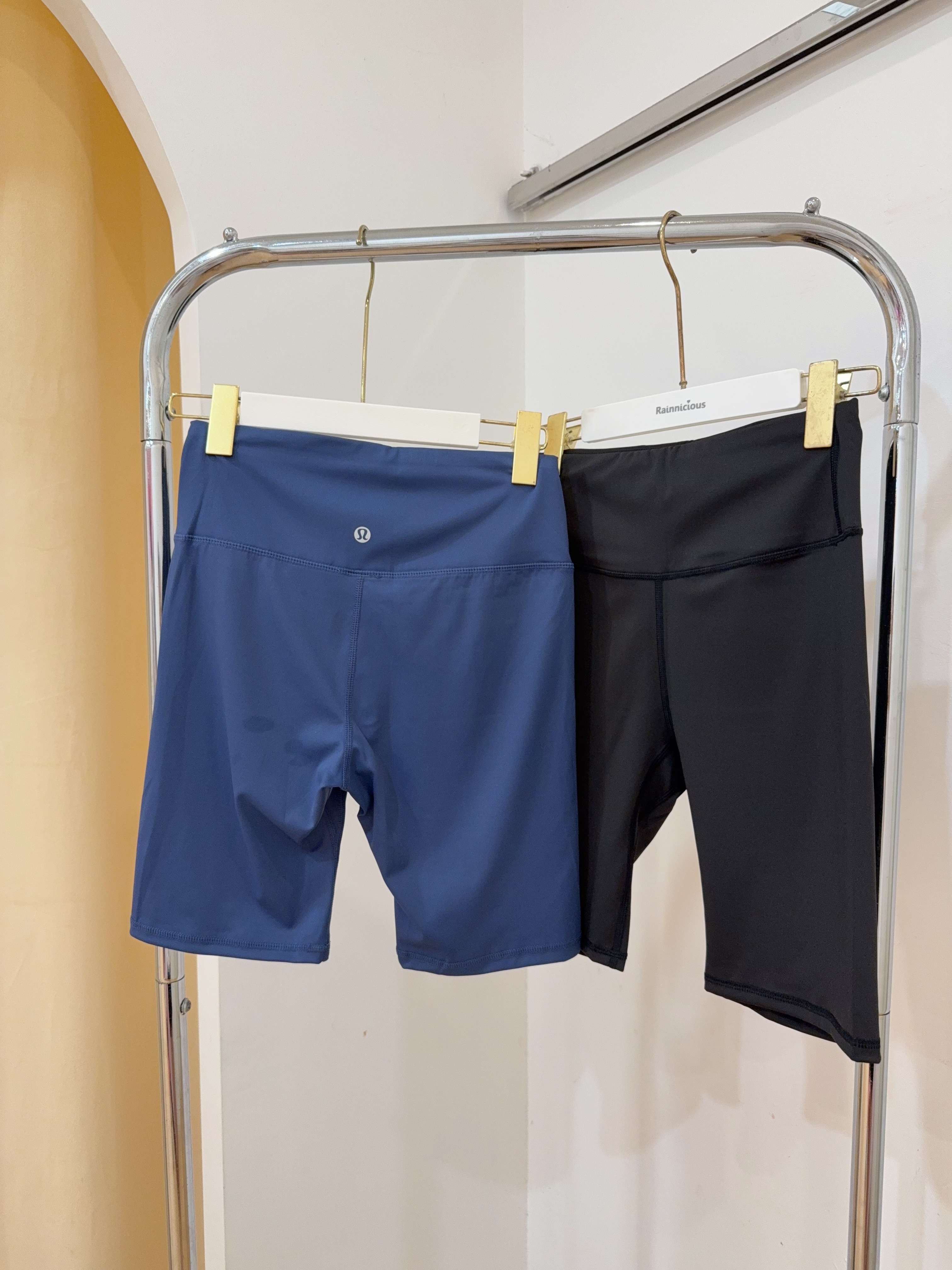 Lululemon瑜伽紧身五分裤 R3013