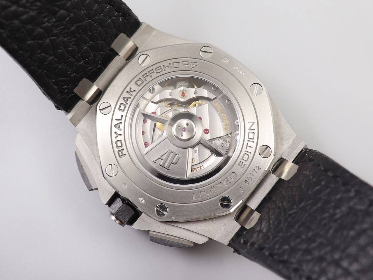 A P26412PT钢壳系列，直径44MM，搭载订制版12H计时3126机芯，特制的顶级橡胶带🔥🔥🔥 最强版＂26412PT＂系列💯