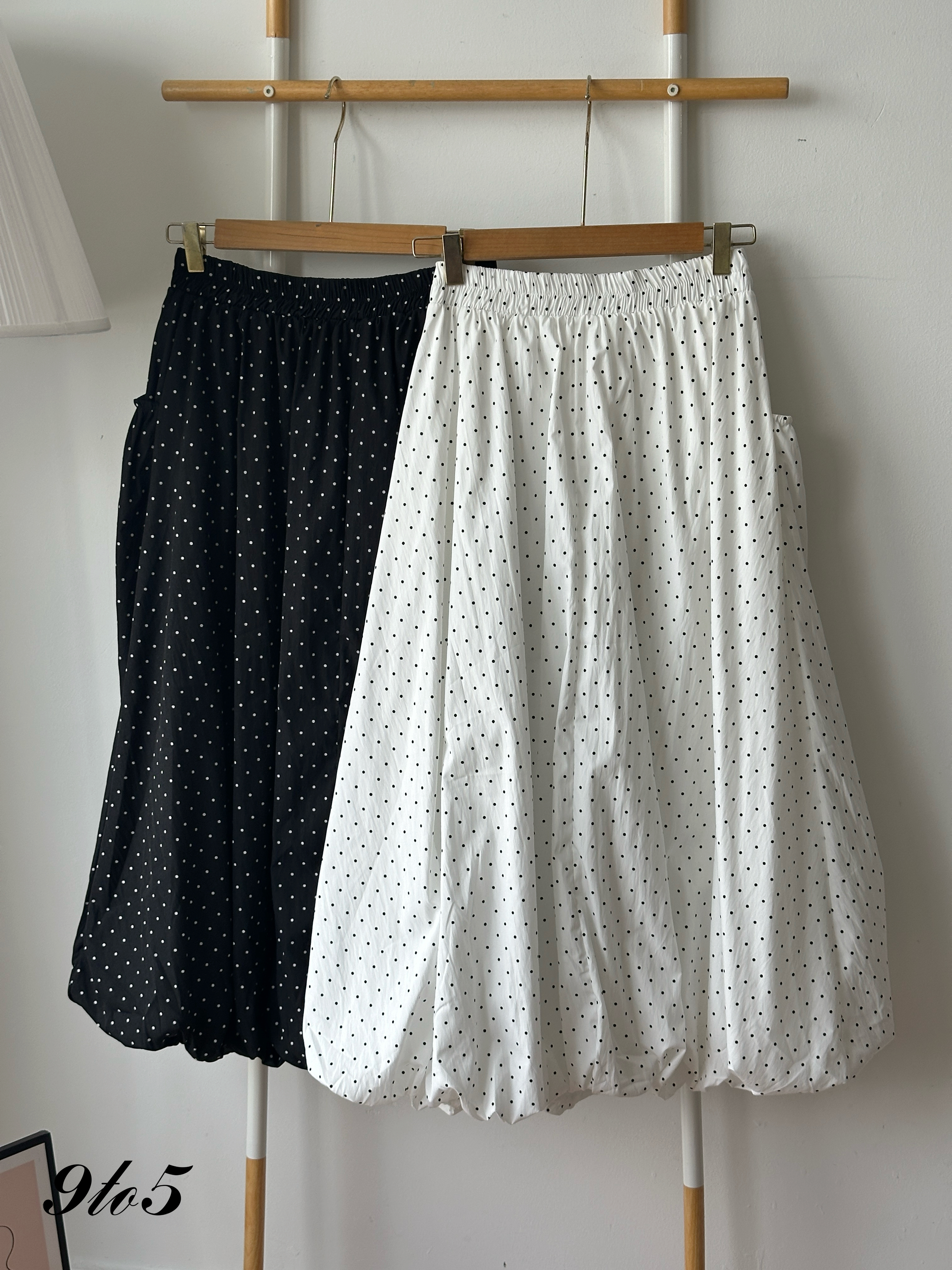 S1934 Long Polka Dot Balloon Skirt - Black & White