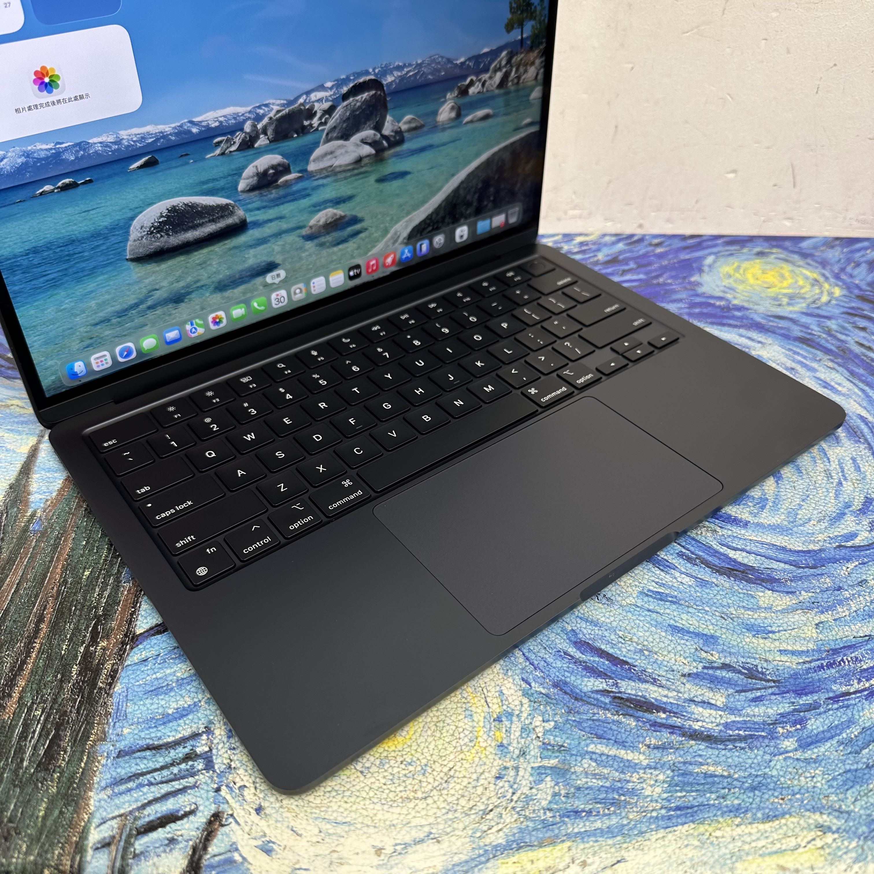 #5949未使用品 APPLE  MacBook Air M3 2023 M3 CPU /8GB Ram/512GB SSD/8核心GPU/Liquid Retina Mon/13吋/午夜藍色/Gaming Laptop / Notebook / 文書機 /