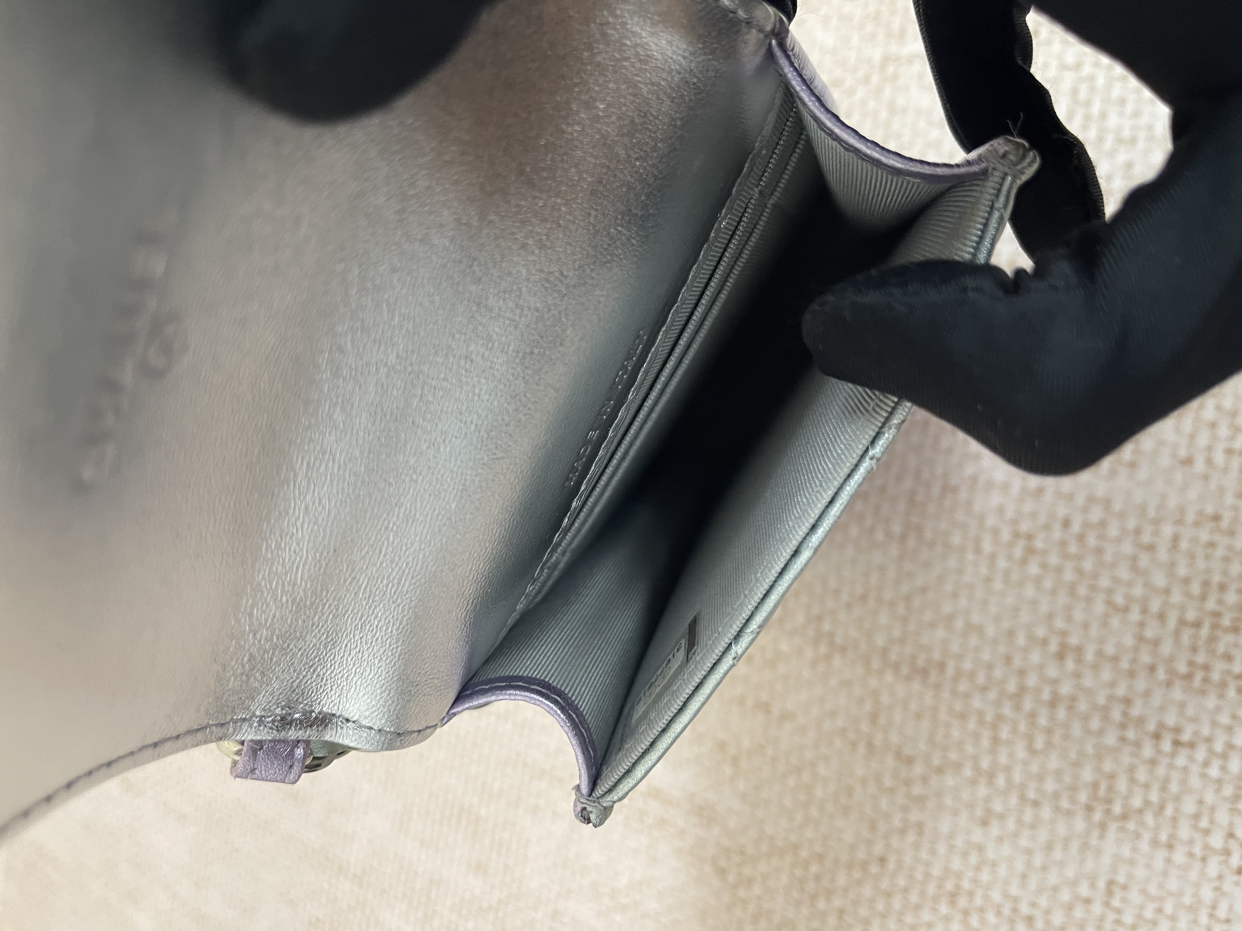 Pre-owned Chanel 21K Phone Pouch Chain Ombre Mermaid/ Product Code: 26022807