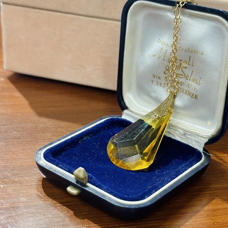 Vintage Czechoslovakia Faceted Amber Yellow Glass Recomposed Pendent (C012)