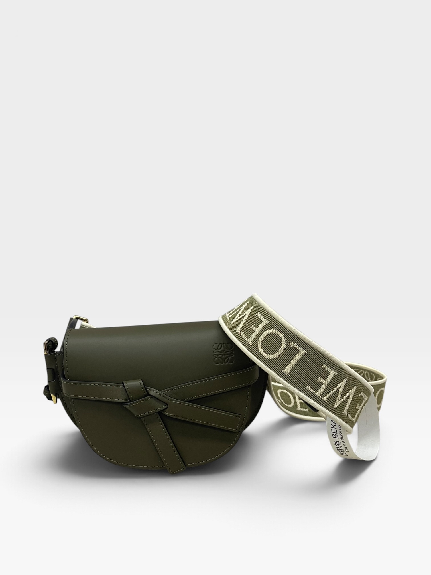 Pre-Owned LOEWE Gate Bag / Product Code: 102905
