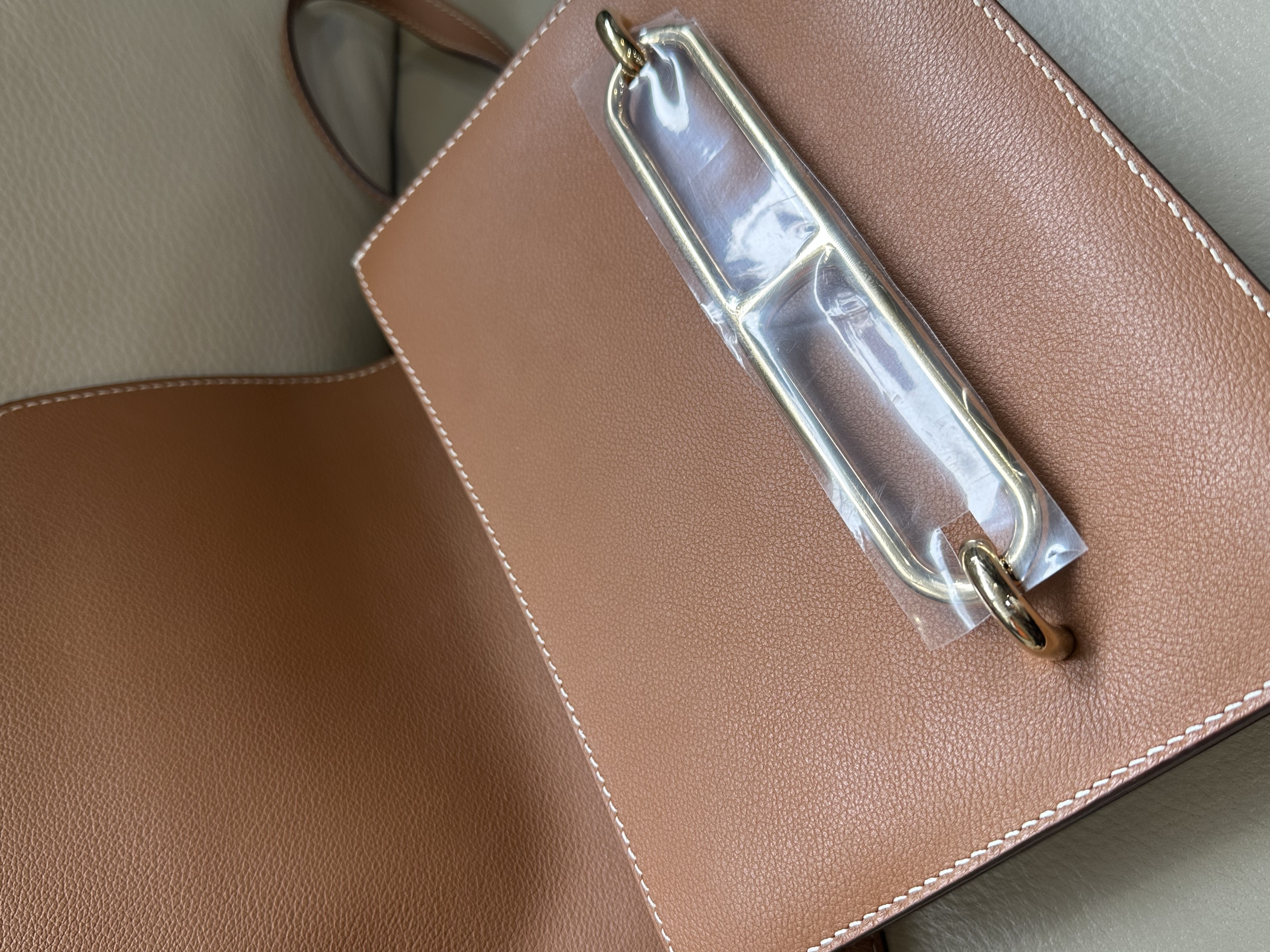 Pre-Owned HERMES Roulis 23 / Stamp D / Product Code: 26042501