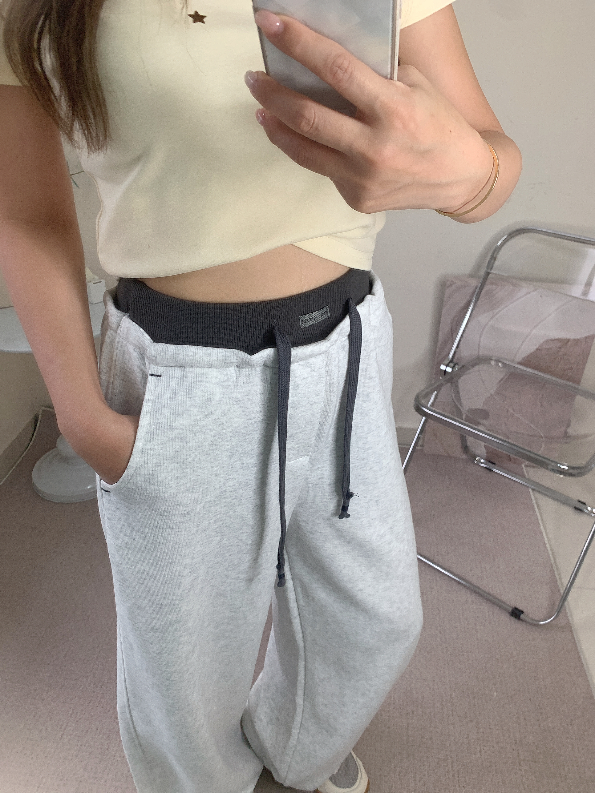 現貨》 撞色腰彎刀闊褲-白灰色