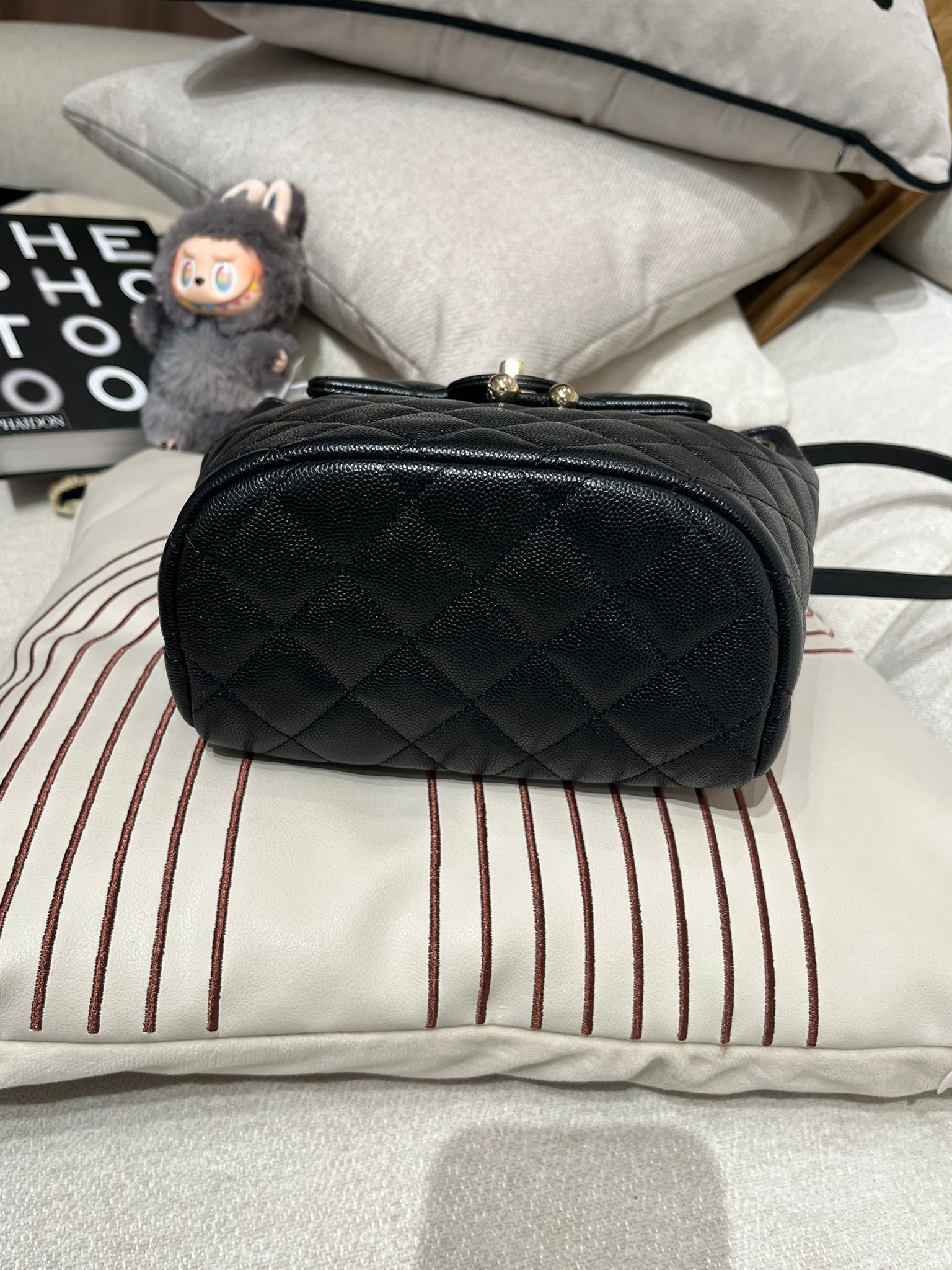全新 Chanel classic backpack 荔枝牛皮黑色金扣 100%Authentic ,全新未使用品 ✅晶片✅dust bag✅盒 