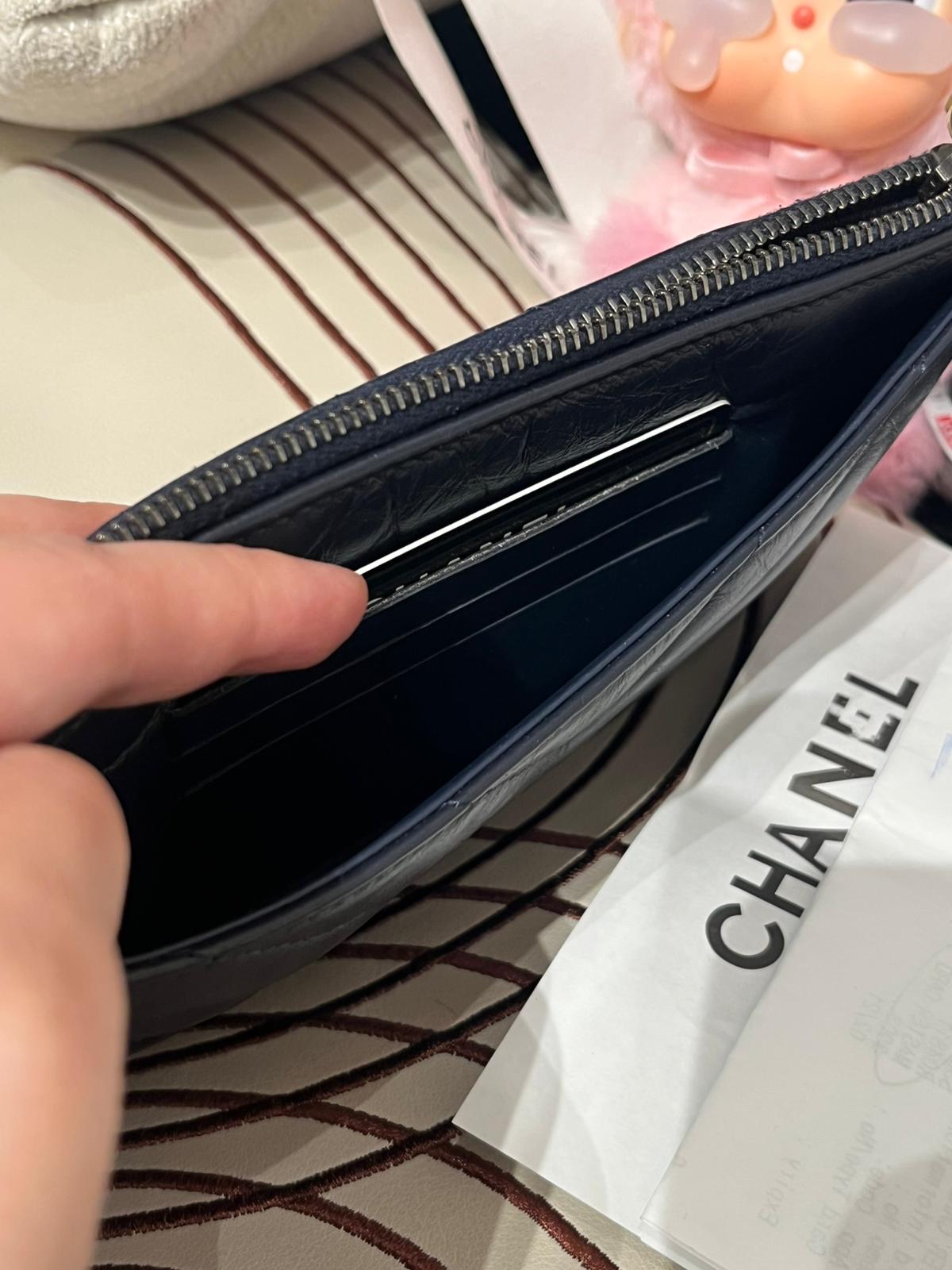 Chanel Gabrielle Zipped Long Wallet calfskin 100%Authentic,98%new ✅專門店收據✅27card✅box Size:L19.5xH10.5xW0.5cm