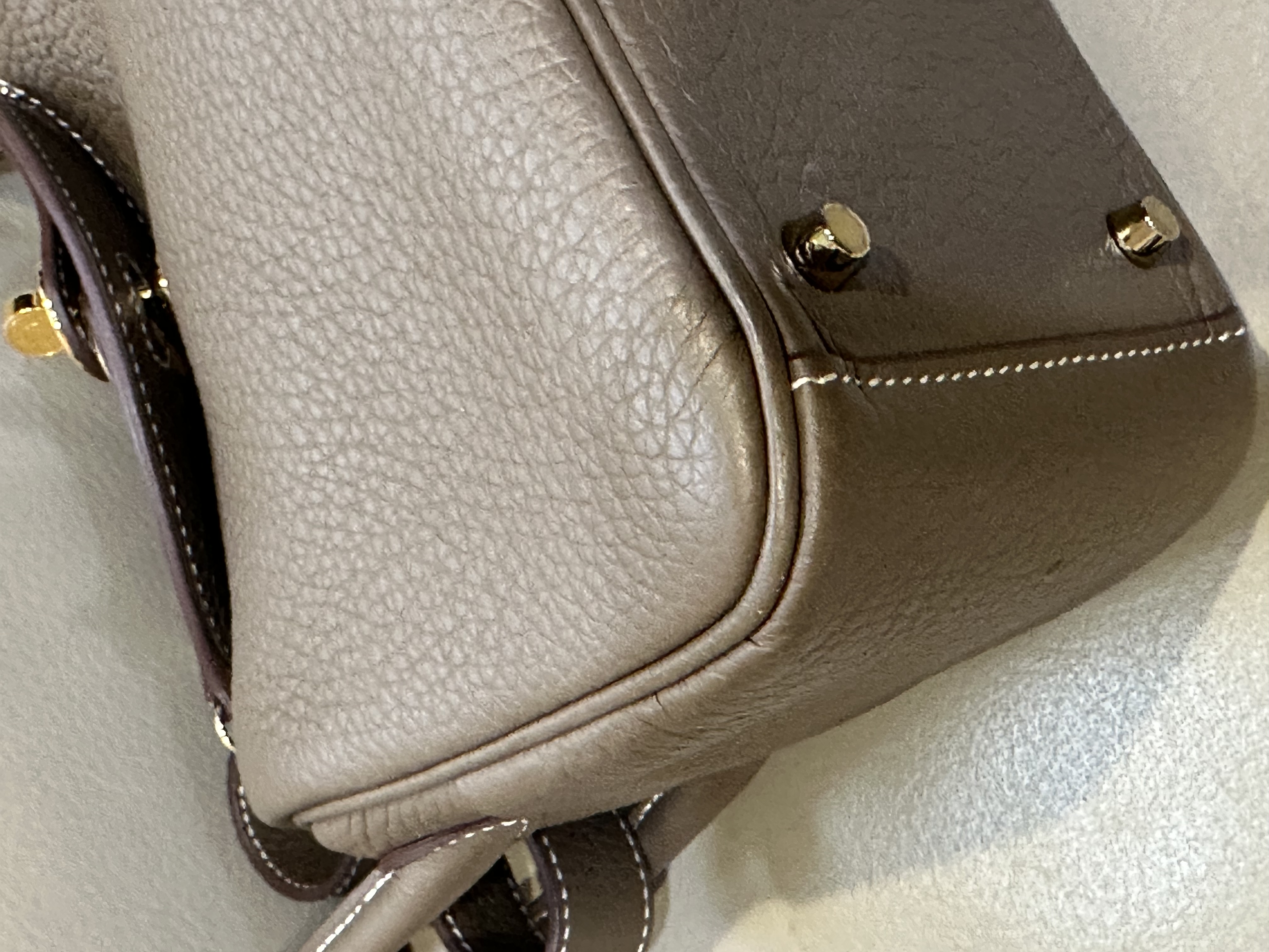 Pre-owned Hermès Mini Lindy bag Stamp B / Product Code: 26040510