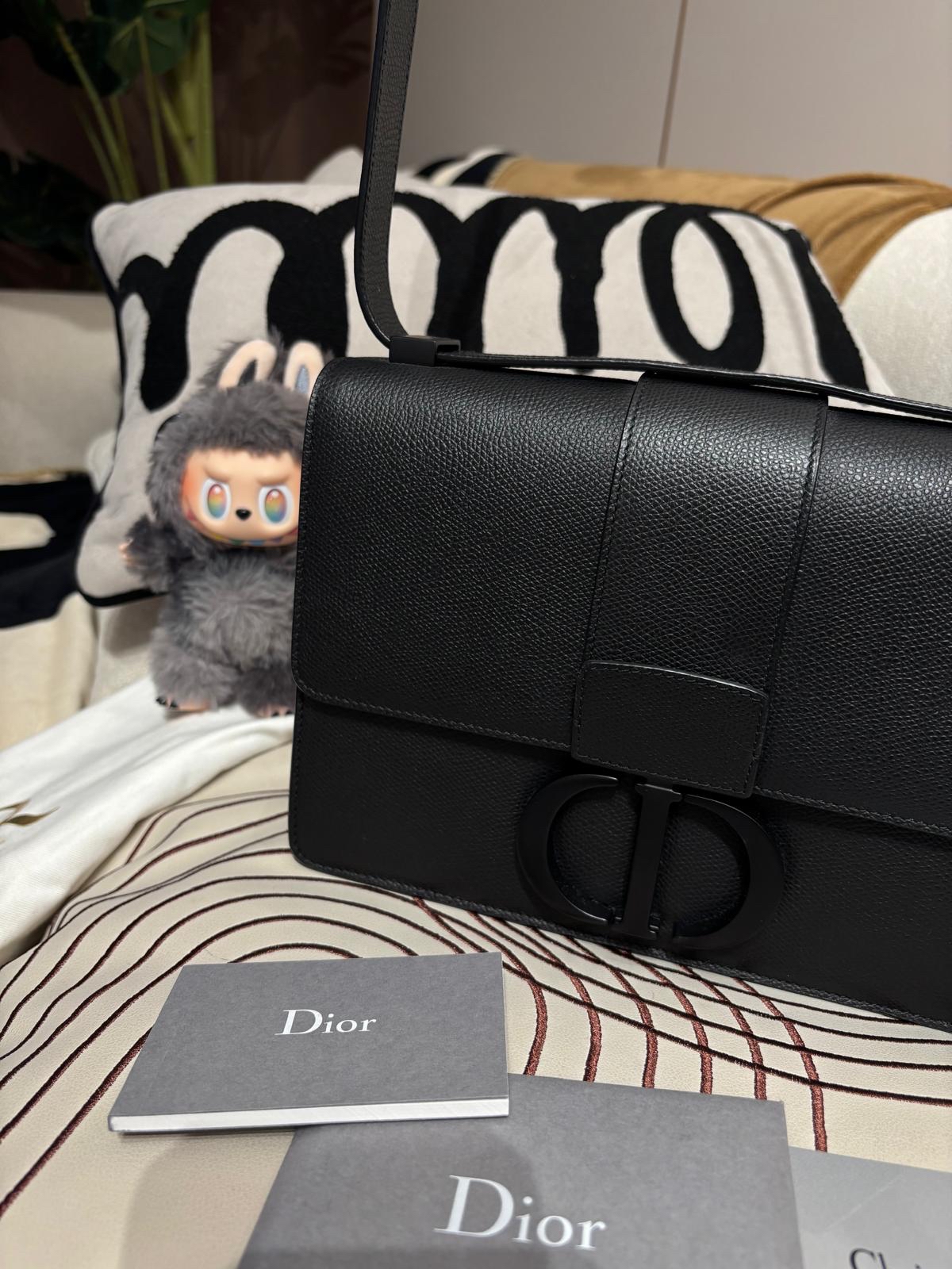 未使用品 Dior 30 Montaigne so black 粒面牛皮 100%Authentic ,未使用品  ✅ certificate ✅塵袋✅BOX
