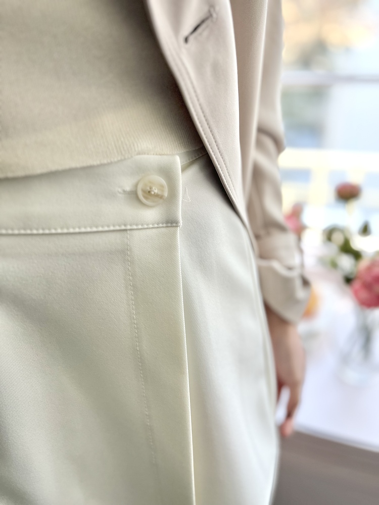 Front-Overlap Skorts (Ivory)