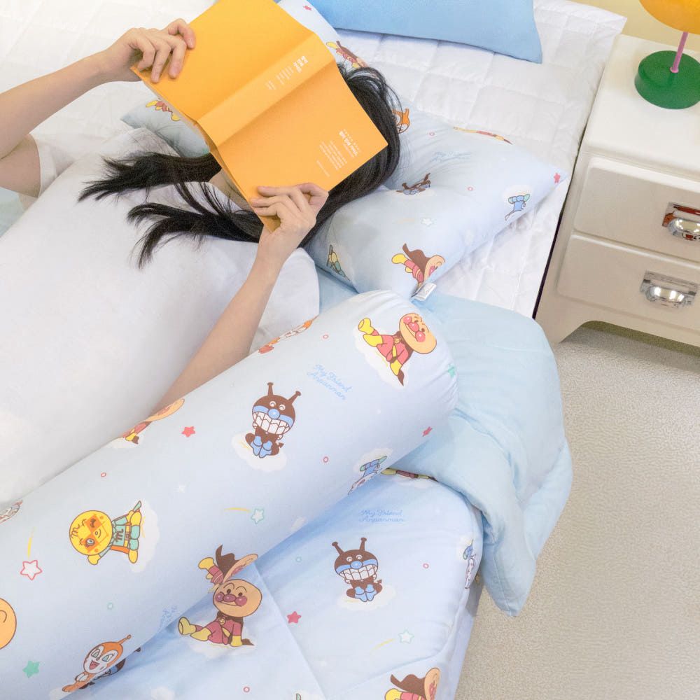 <預訂>🇰🇷韓國製造 麵包超人床上用品套裝（頸椎枕頭+四季被褥+攬枕） 無塵輕質半纖維布料