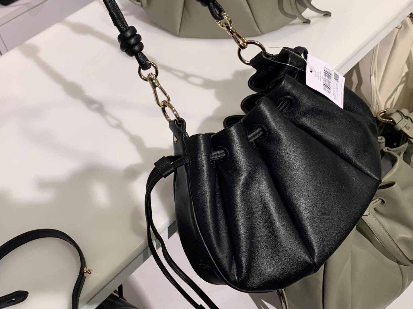 ✈️🇺🇸🇨🇦輕巧可兩用嘅Kate Spade ♠️ 真皮手袋👜現貨💞💞💞