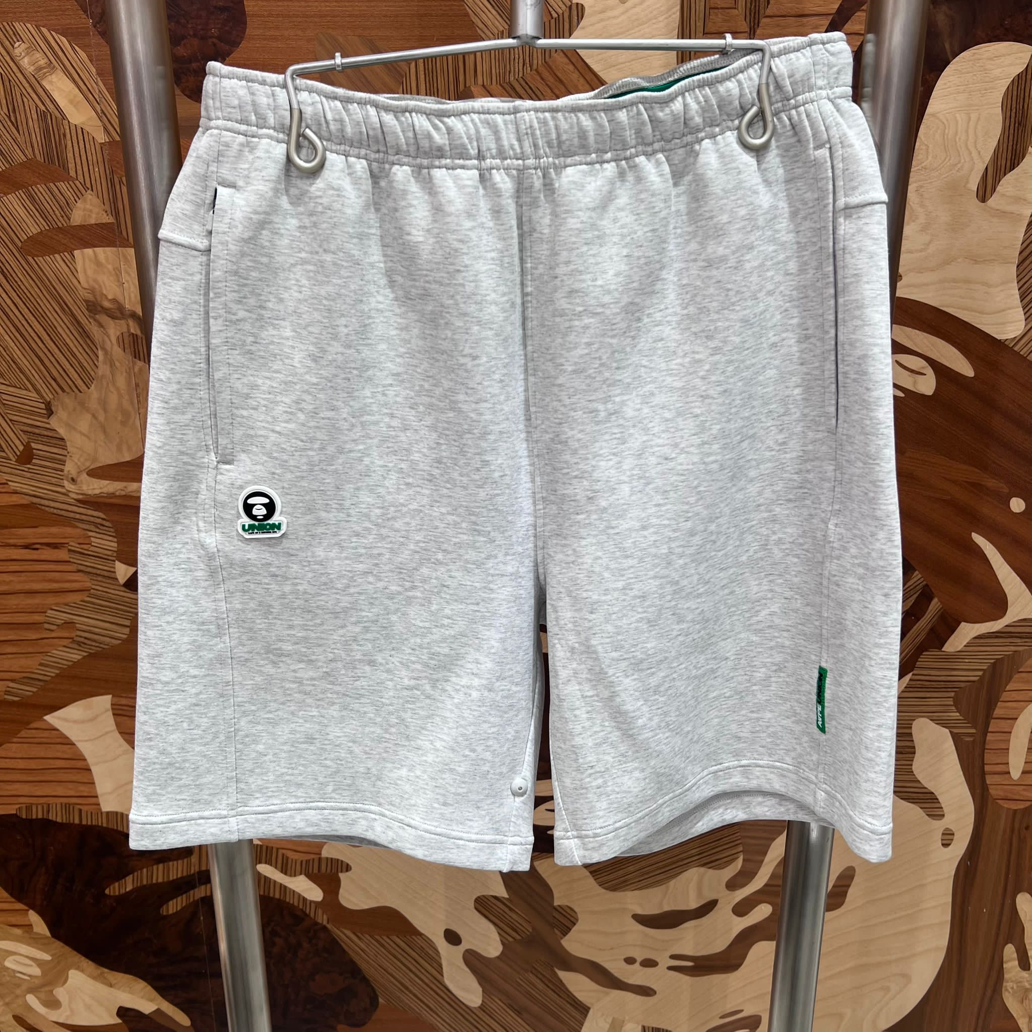 AAPE AAPEUNVS sweat shorts (D637)