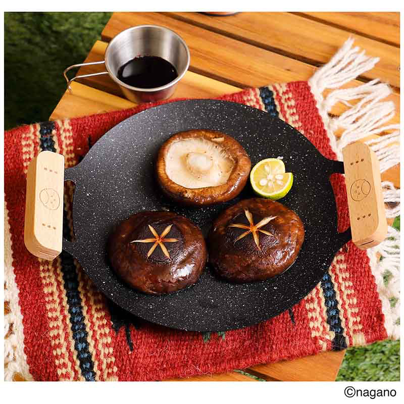 🎀【預訂】 Kurimanju 露營明火煮食鐵板 - MonoMaster 2026年5月特刊