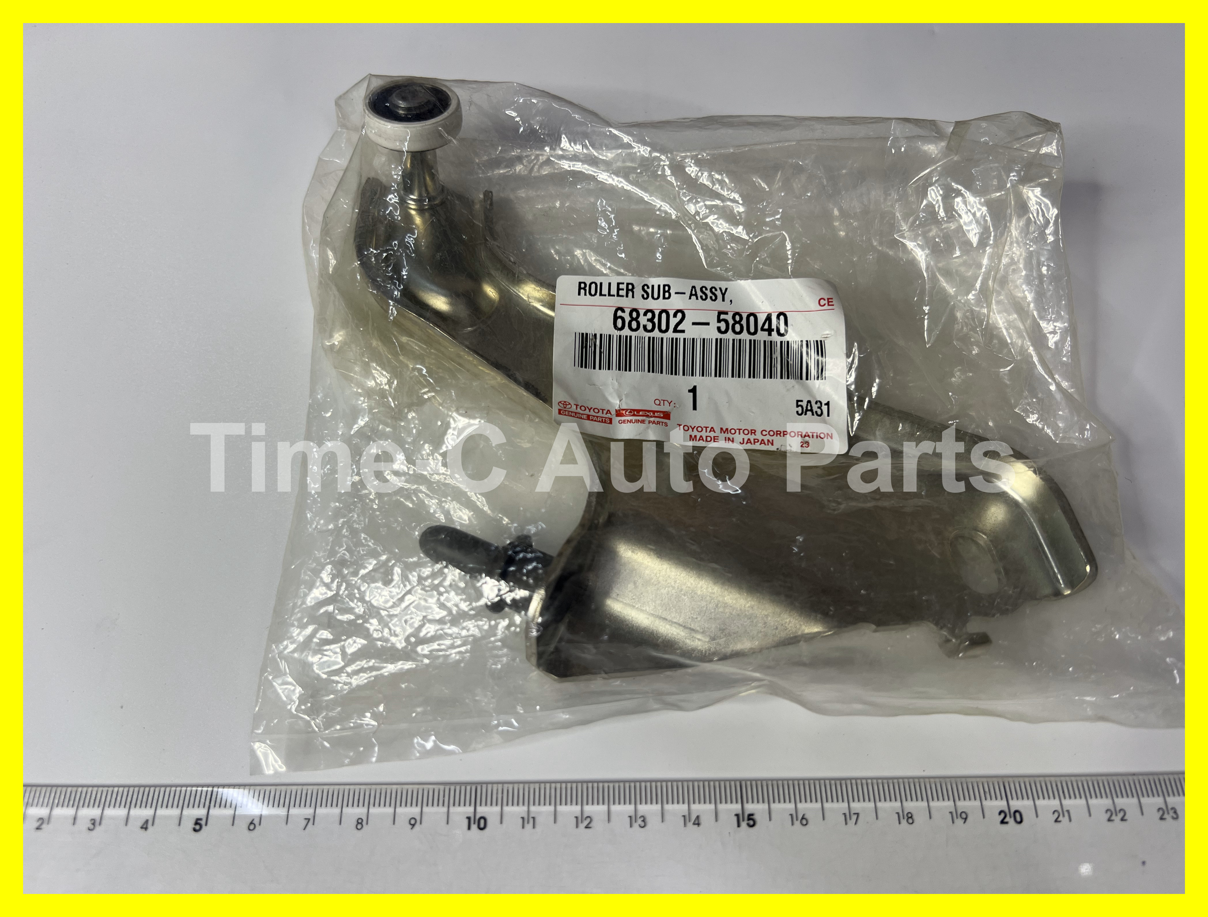左中門上托轆 68302-58040 - Toyota Alphard Vellfire 30系