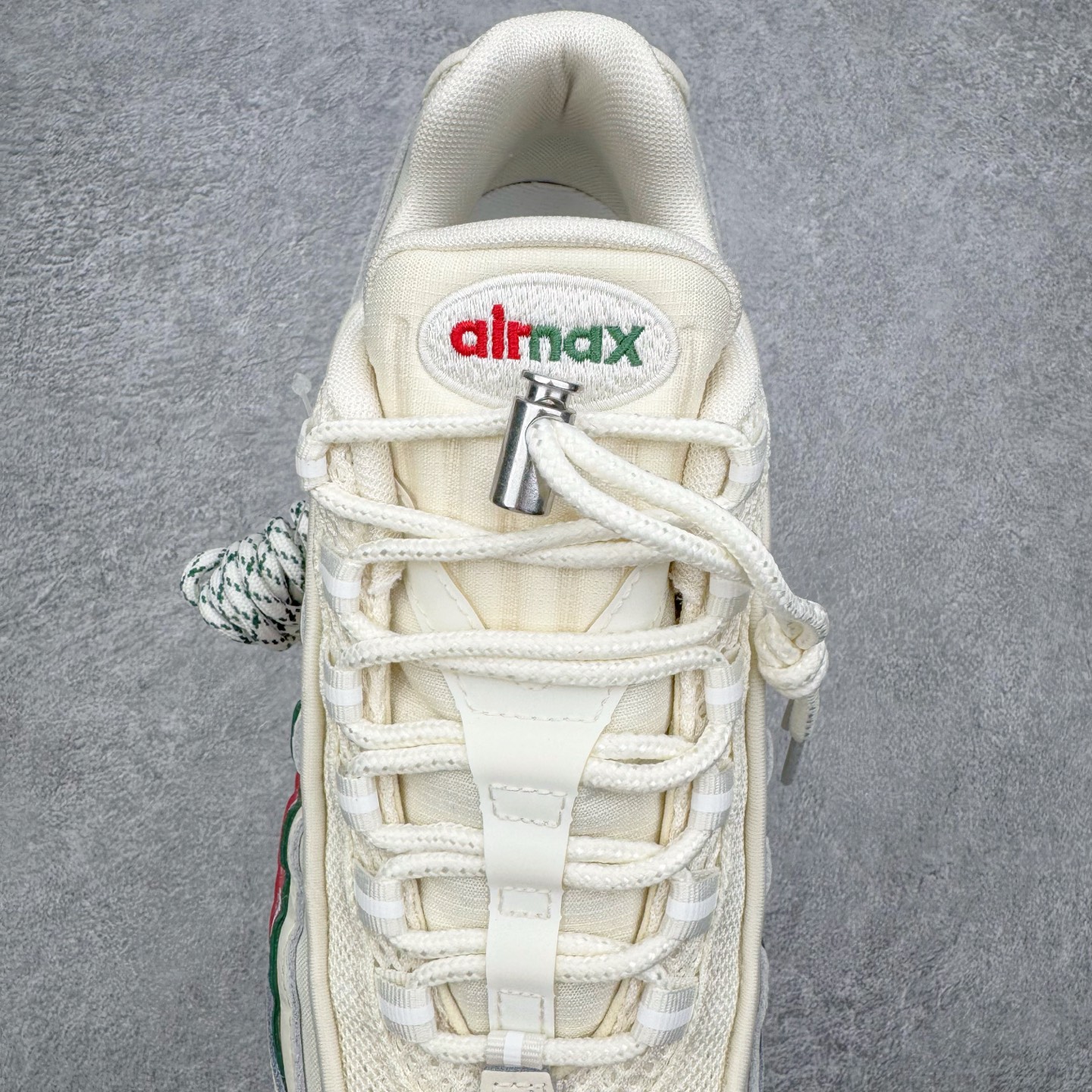 Undefeated x Nike Air Max 95 IB4523-100