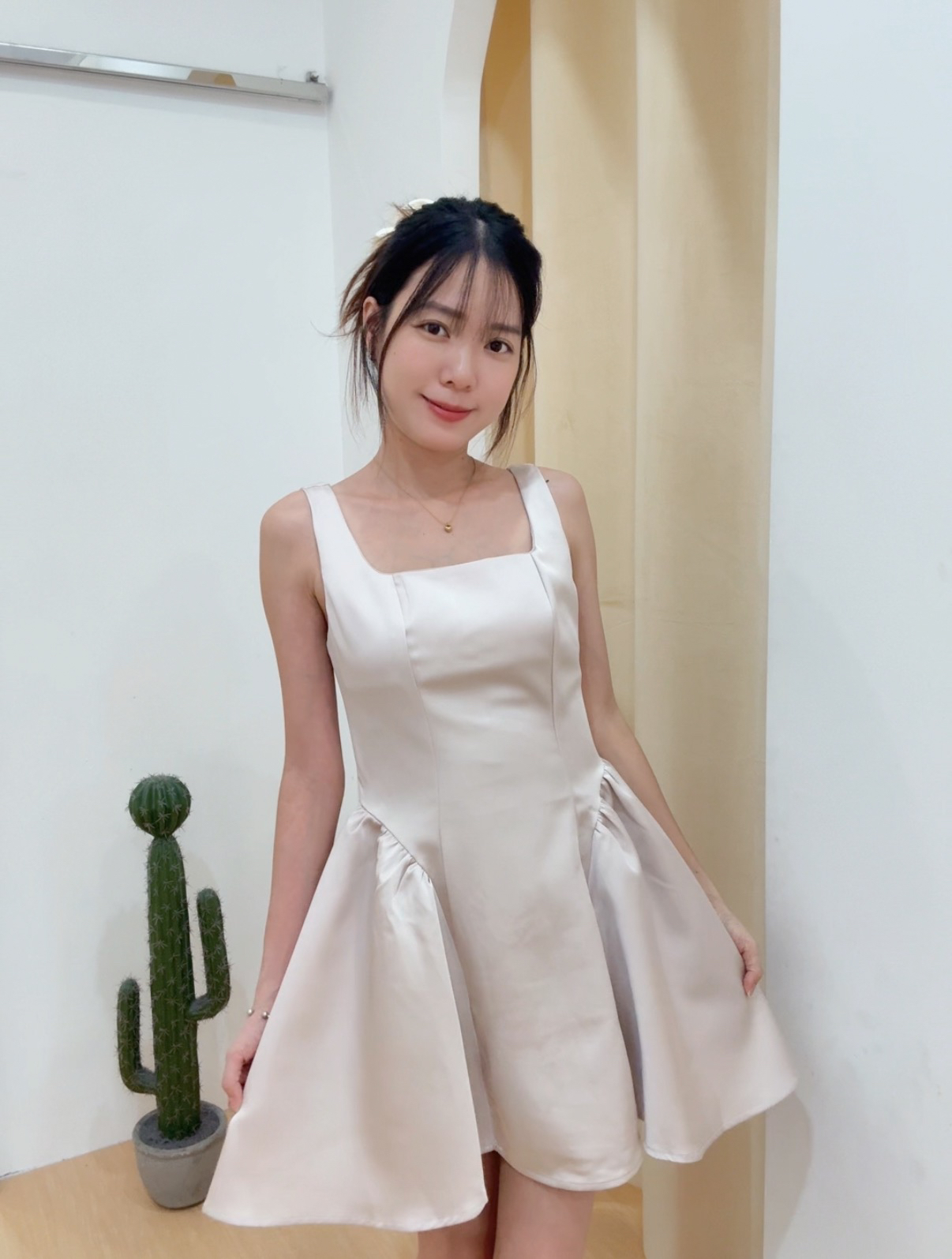 轻奢名媛千金蓬蓬连身裙 R3019