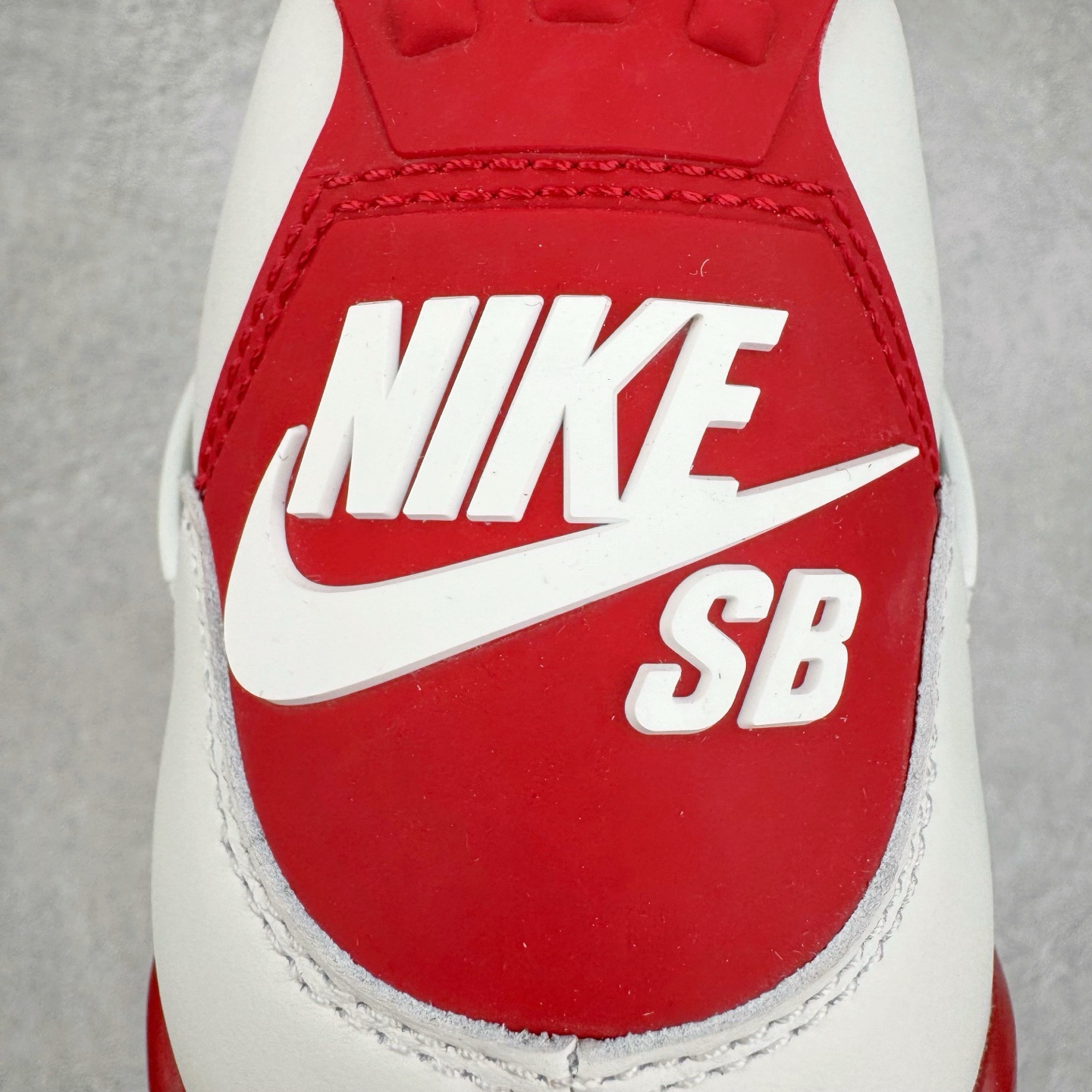 Nike SB x Air Jordan 4 Retro SP "Varsity Red" DR5415-106 