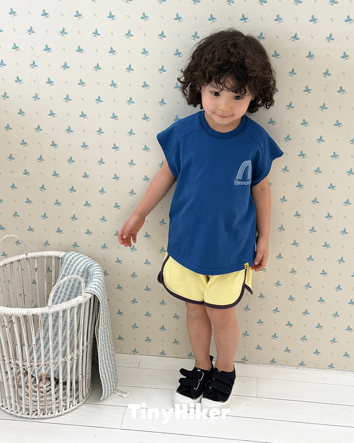 🇰🇷Tiny Hiker背心