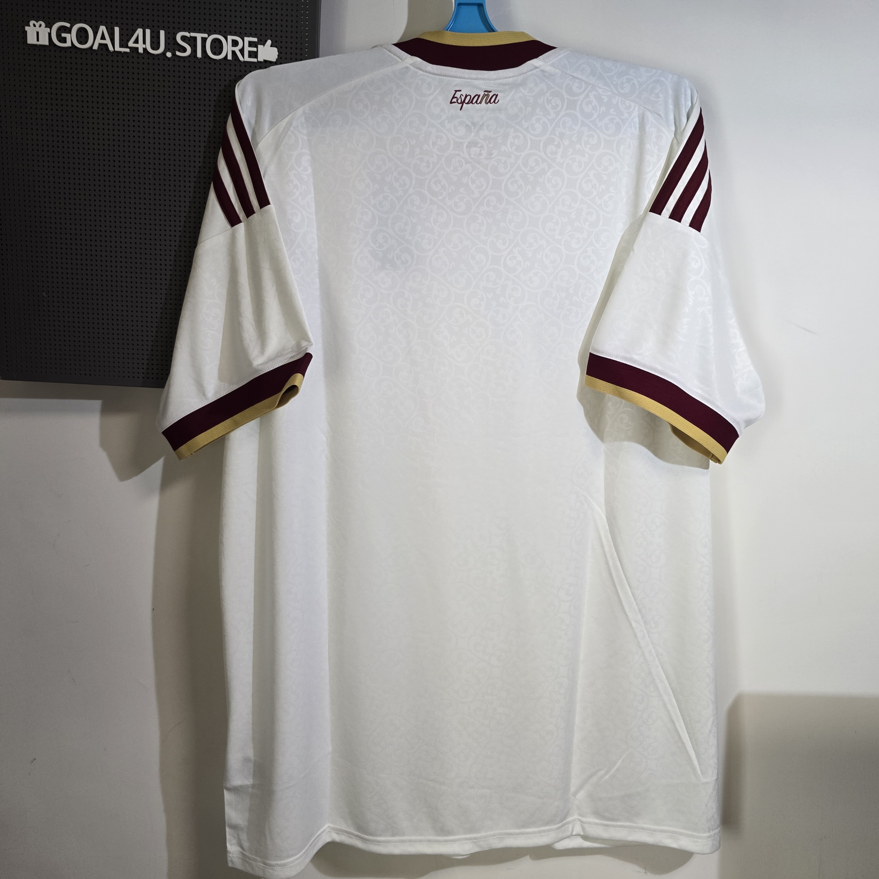 📖交織文學與足球 Adidas Spain 西班牙 2025-26 作客球迷版球衣 (可加印字章) JN4397