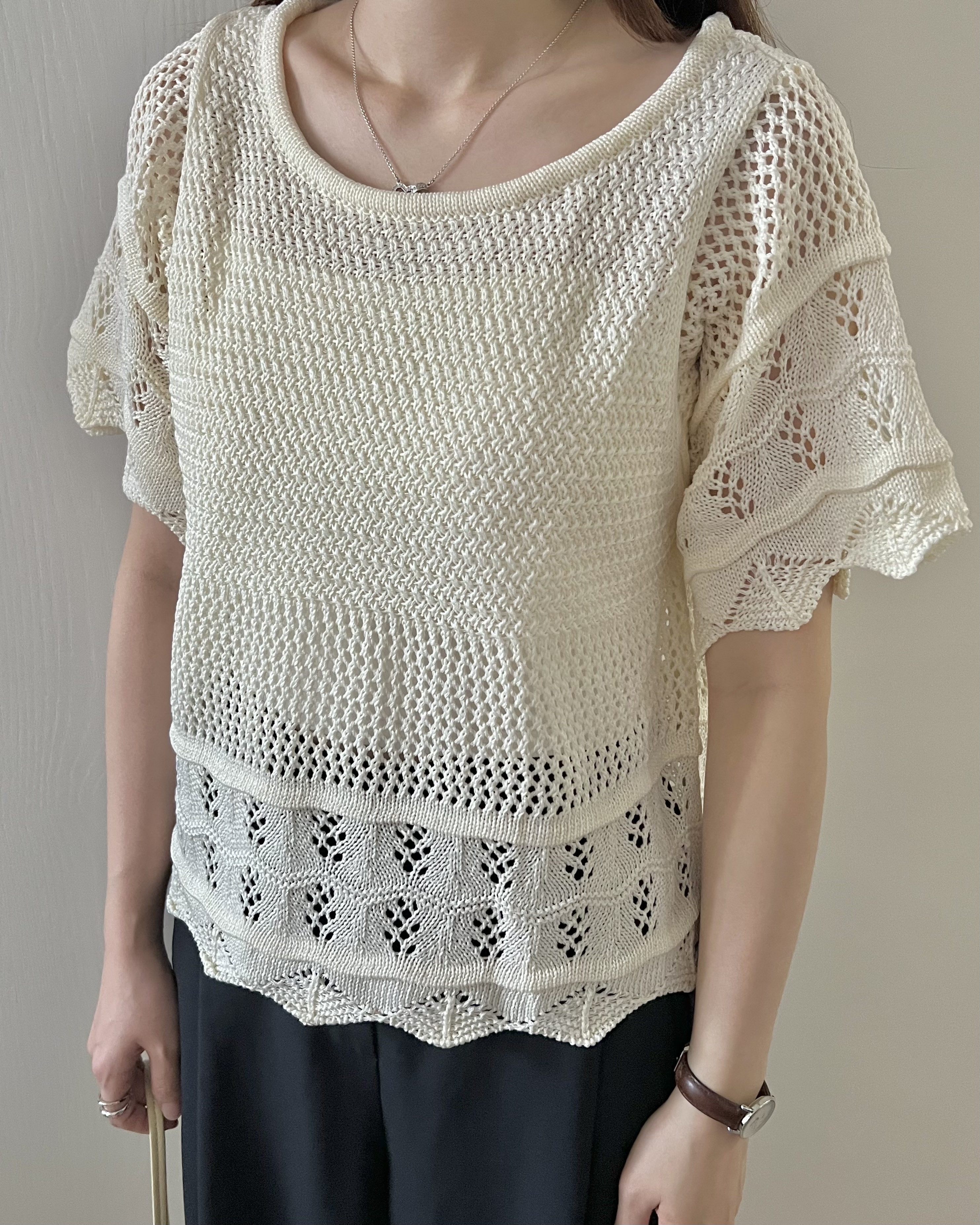 甜價鏤空花邊針織上衣 包容度大 現貨