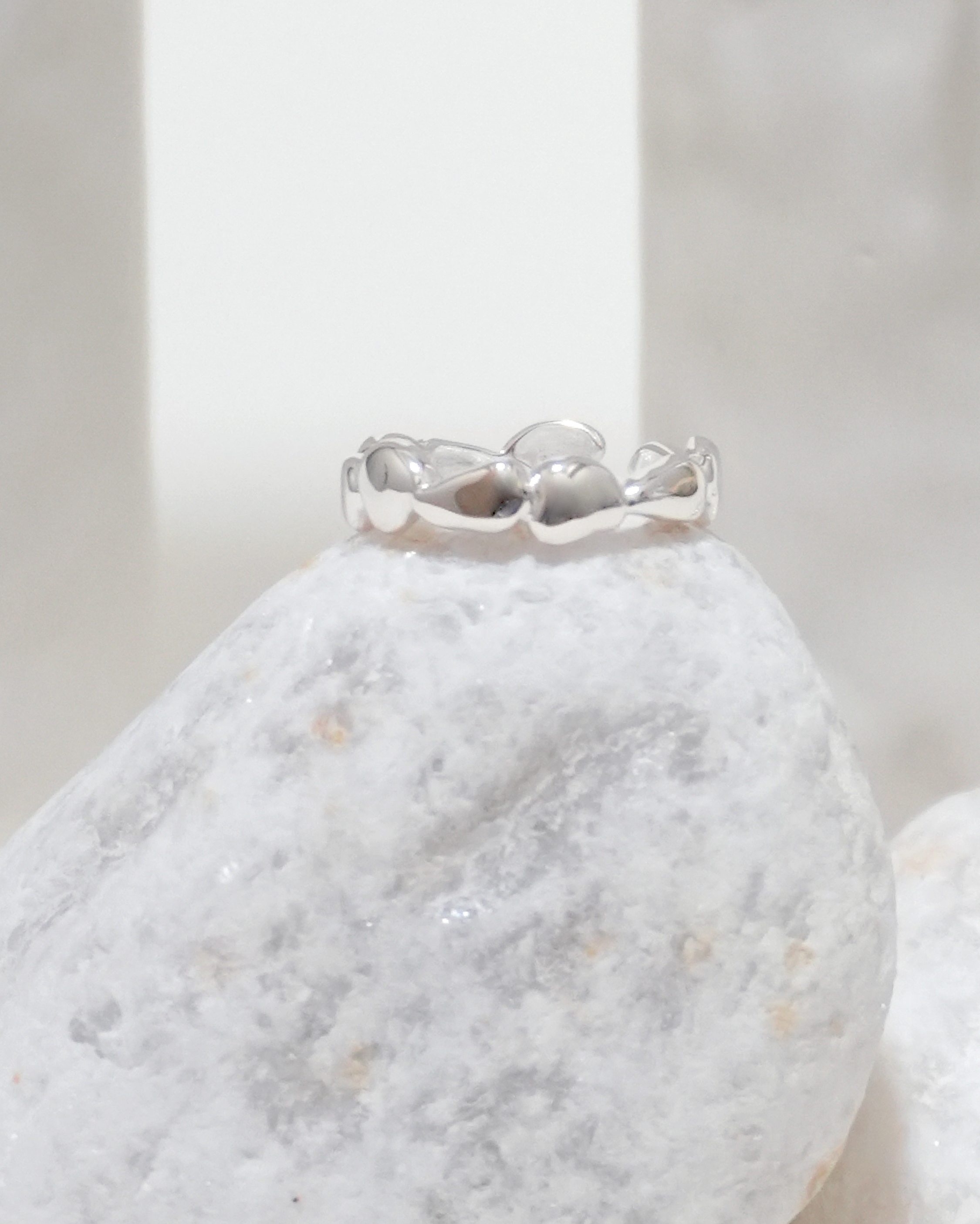 Curved Bead Ring