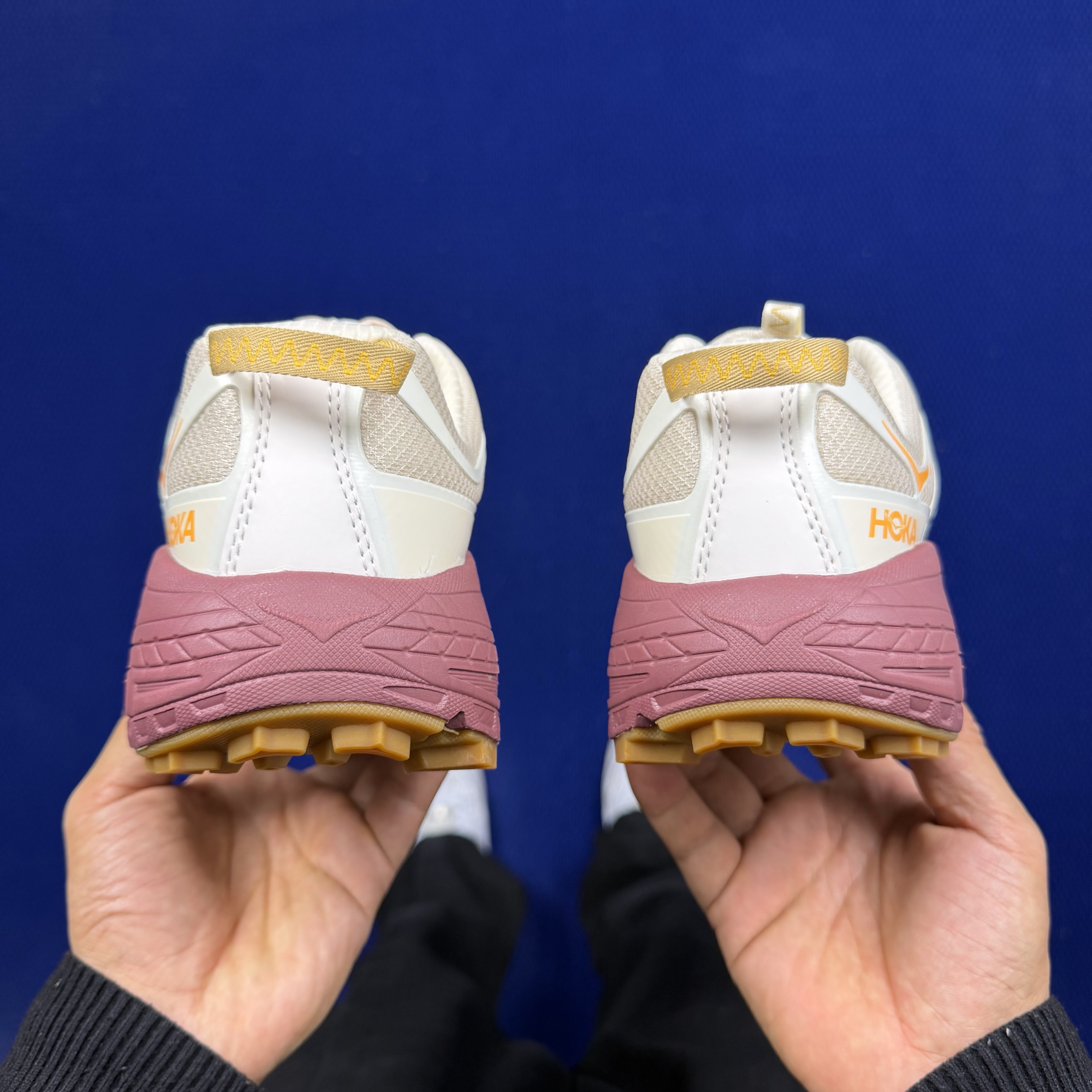 Hoka One One Mafate Three 2 