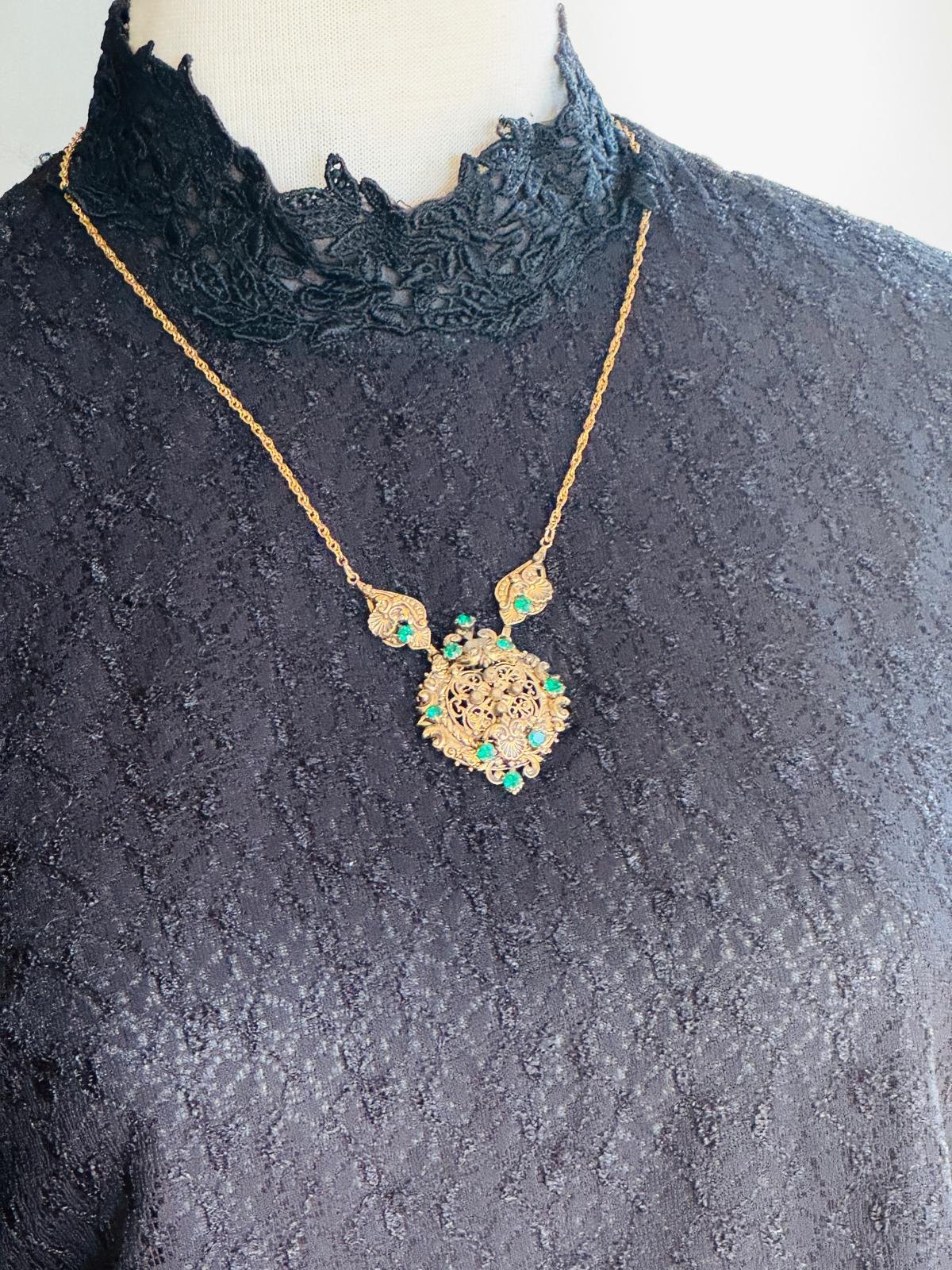 Mid-Century Czechoslovakian Emerald Rhinestone Scrollwork Necklace(MT2693)