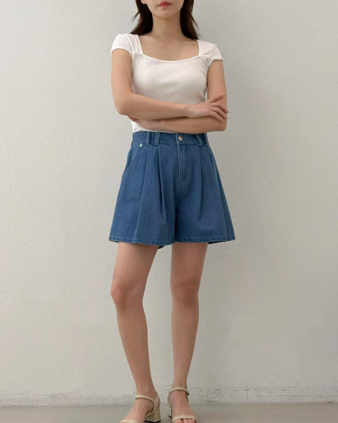 百搭簡單牛仔短褲